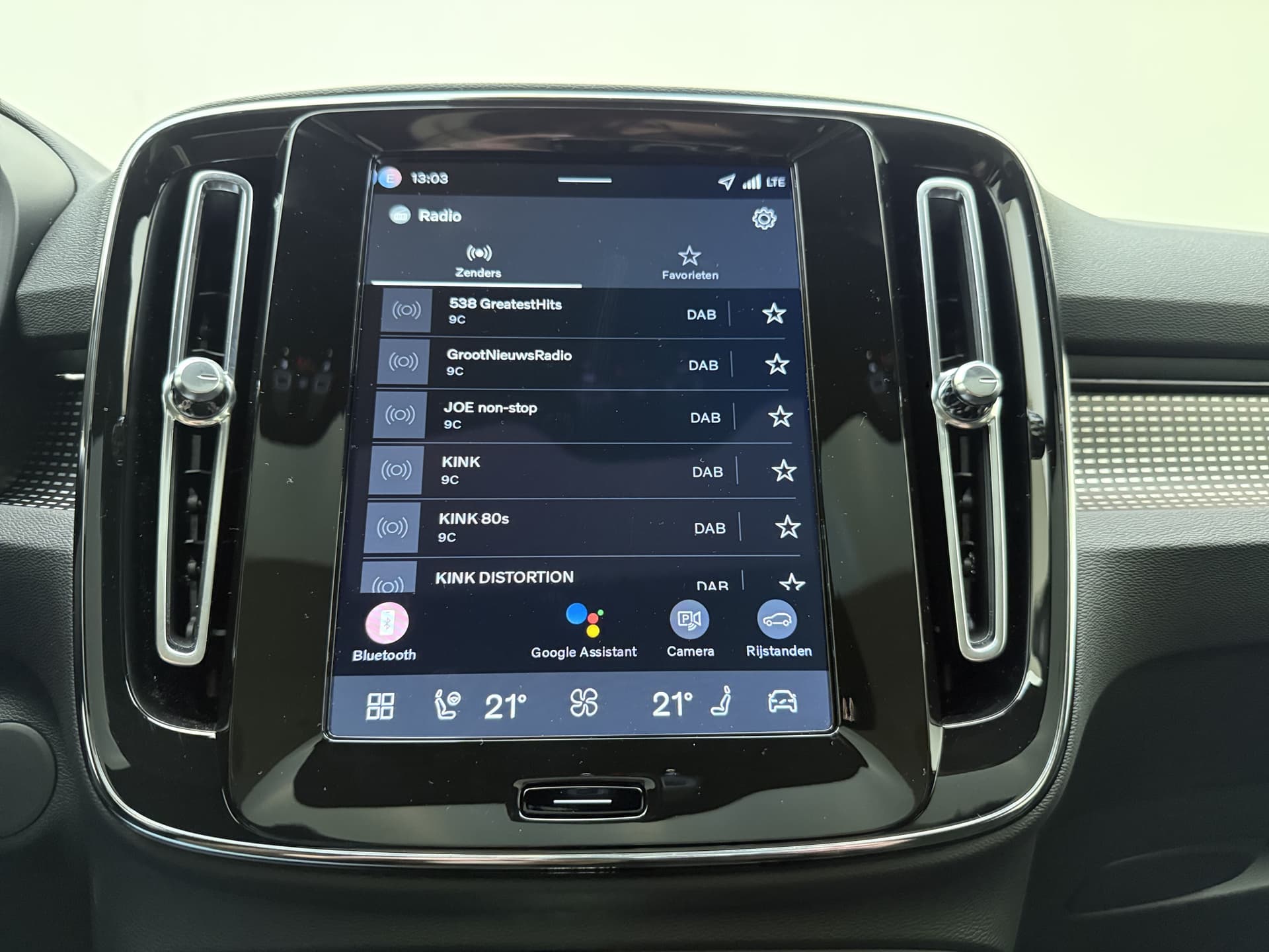 Volvo EC40 Extended Range Plus Black Edition / MY26 / NUBUCK / GETINT GLAS / 20 '' / PANORAMADAK / PDC + CAMERA / GOOGLE / thumbnail 13