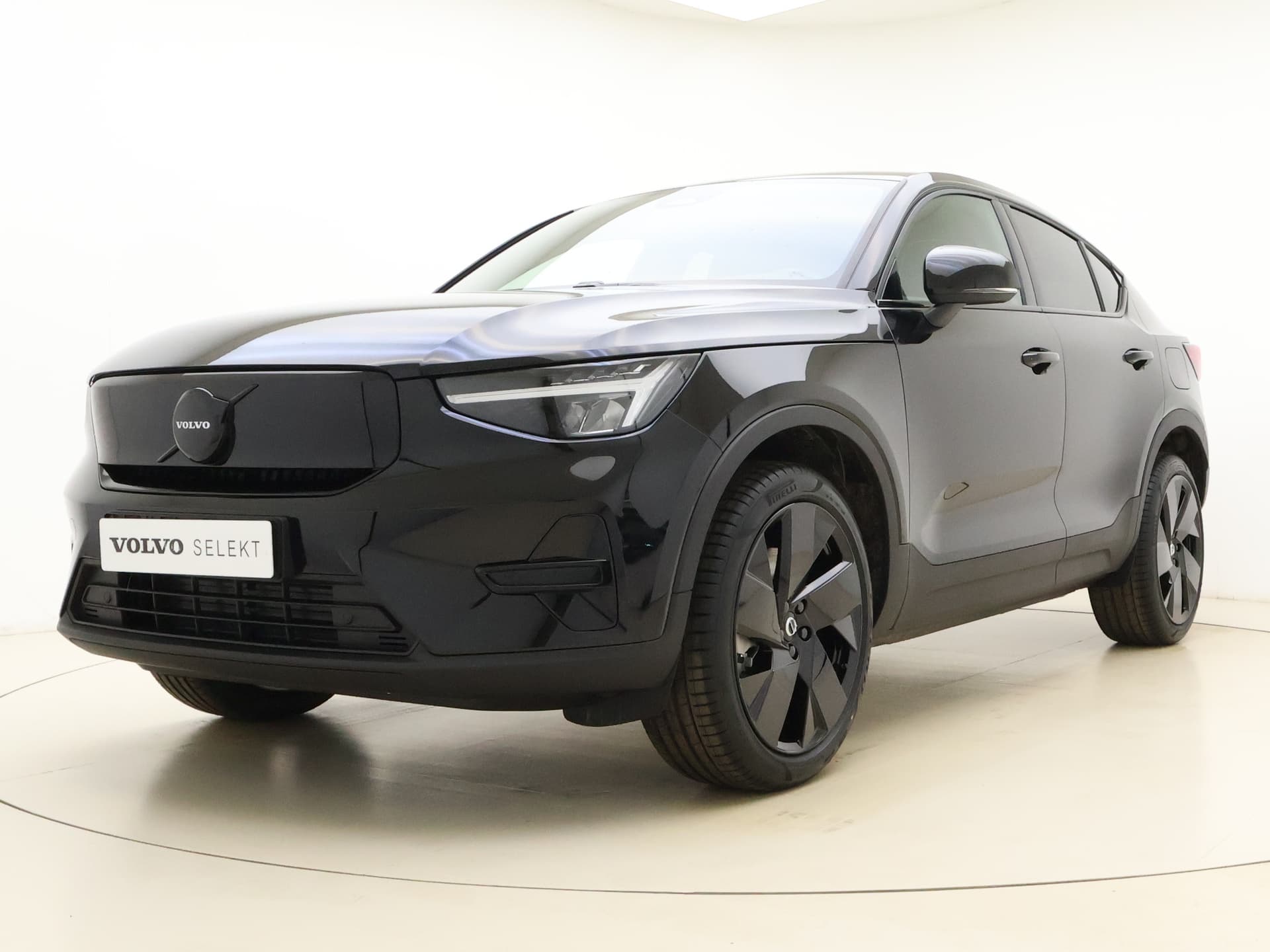 Volvo EC40 Extended Range Plus Black Edition / MY26 / NUBUCK / GETINT GLAS / 20 '' / PANORAMADAK / PDC + CAMERA / GOOGLE / thumbnail 32