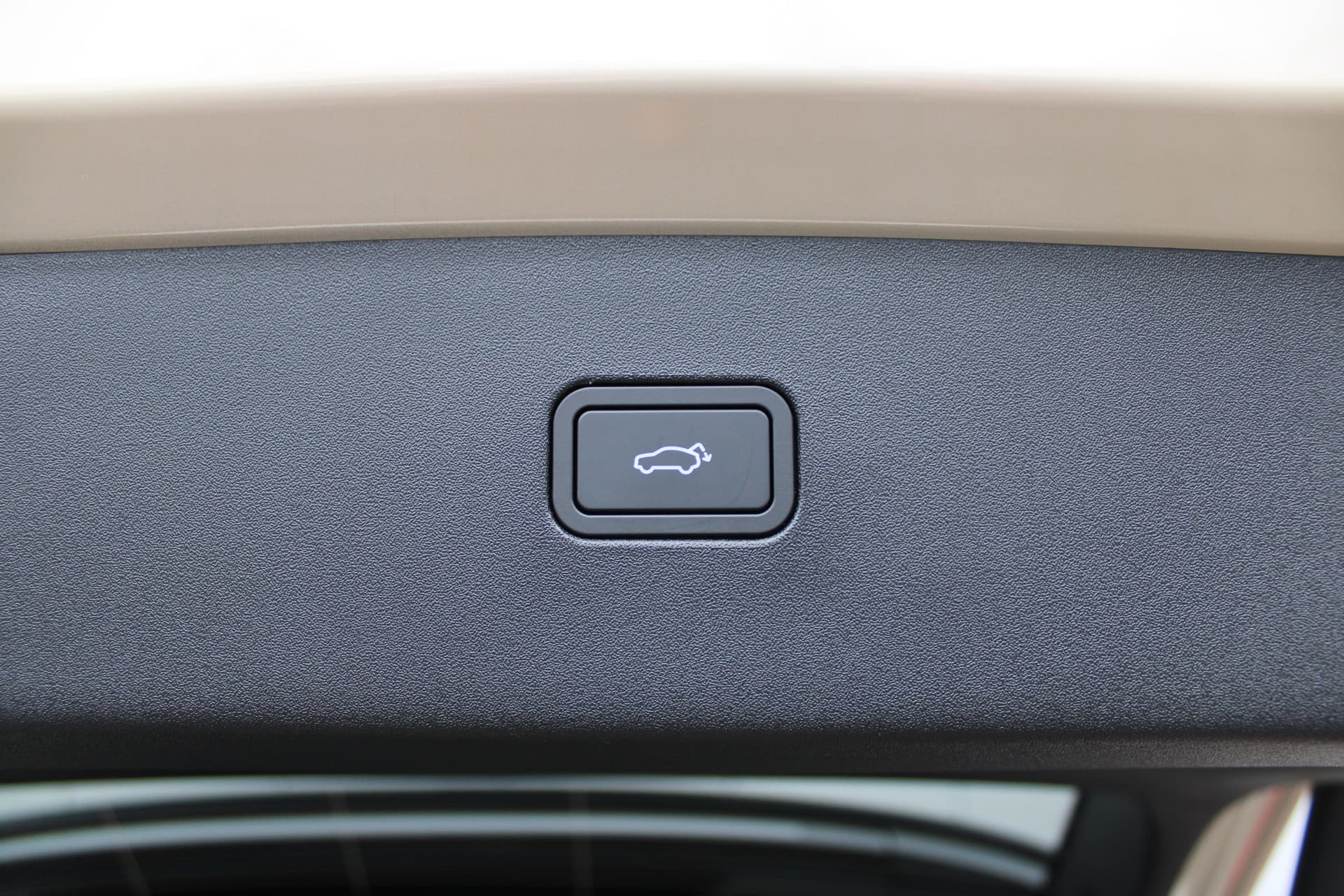 Volvo EX30 Extended Range Plus Europa thumbnail 11