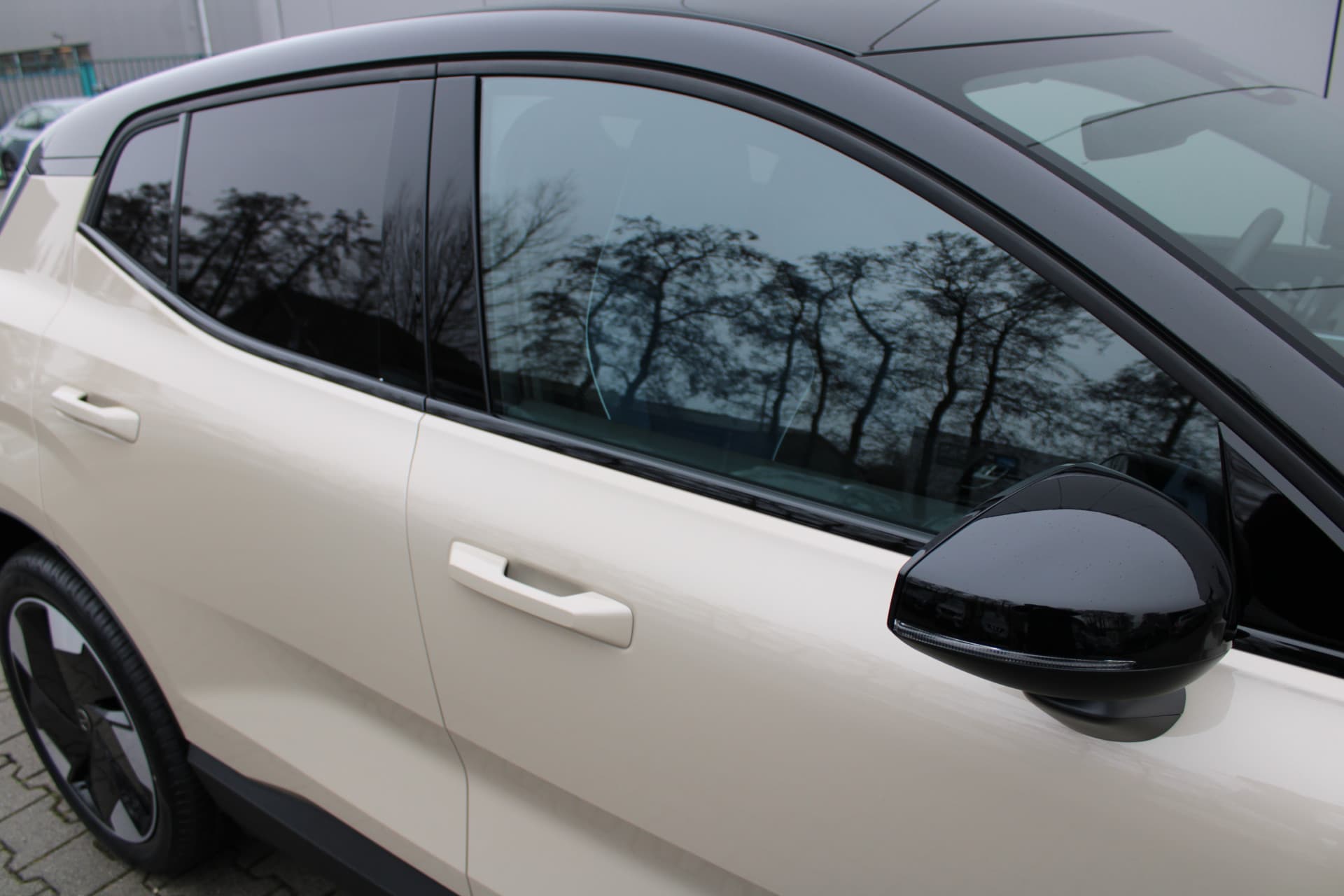 Volvo EX30 Extended Range Plus Europa thumbnail 14