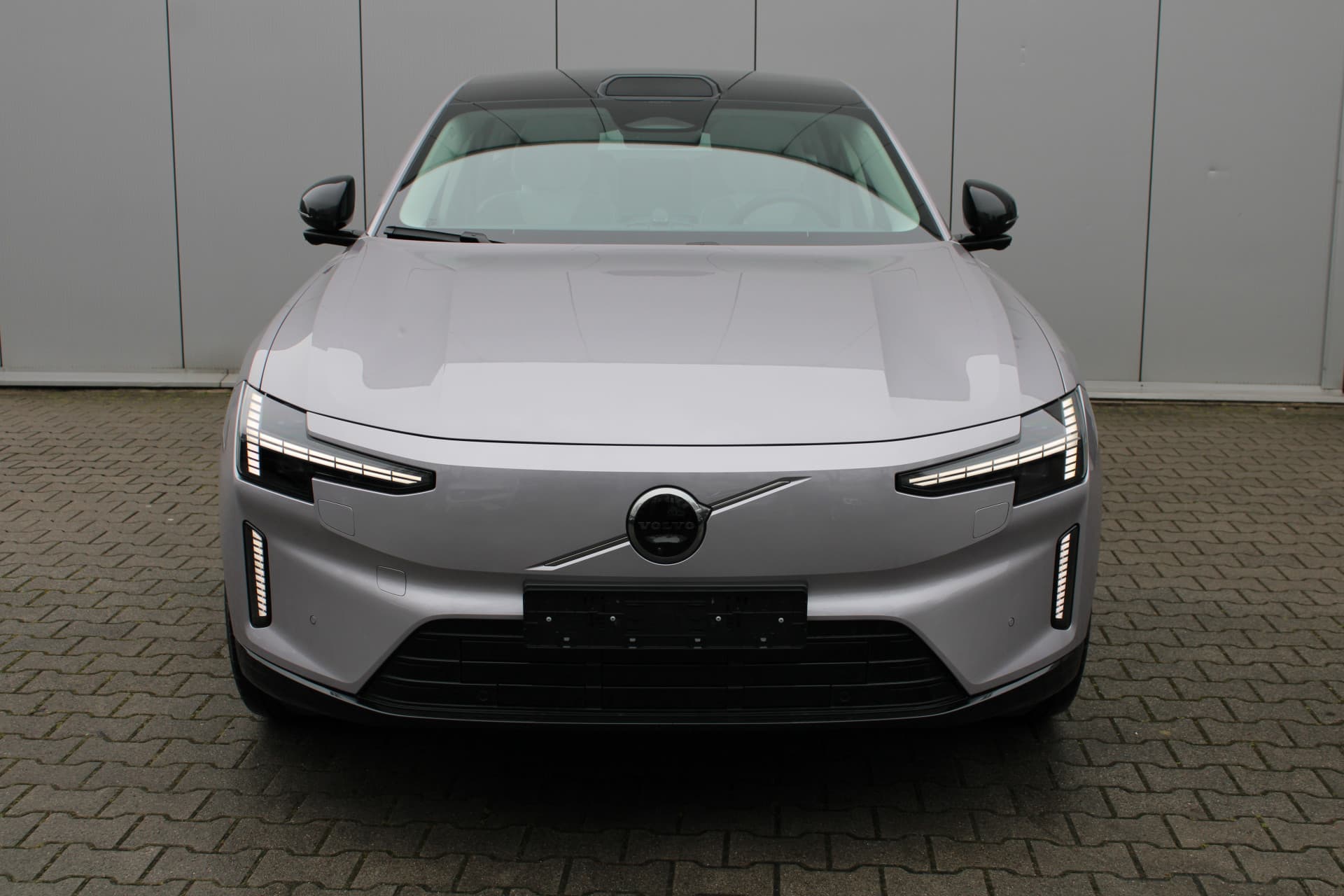 Volvo ES90 Extended Range Ultra 92 kWh null thumbnail 8
