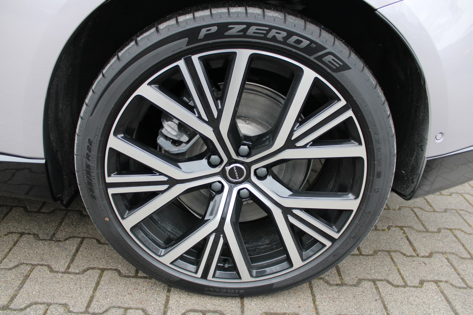 Volvo ES90 Extended Range Ultra 92 kWh null thumbnail 12