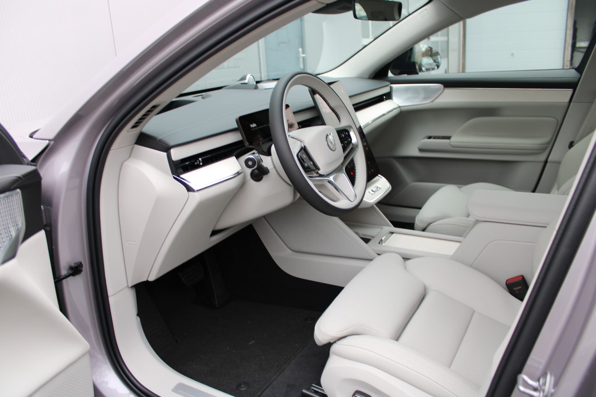 Volvo ES90 Extended Range Ultra 92 kWh null thumbnail 15