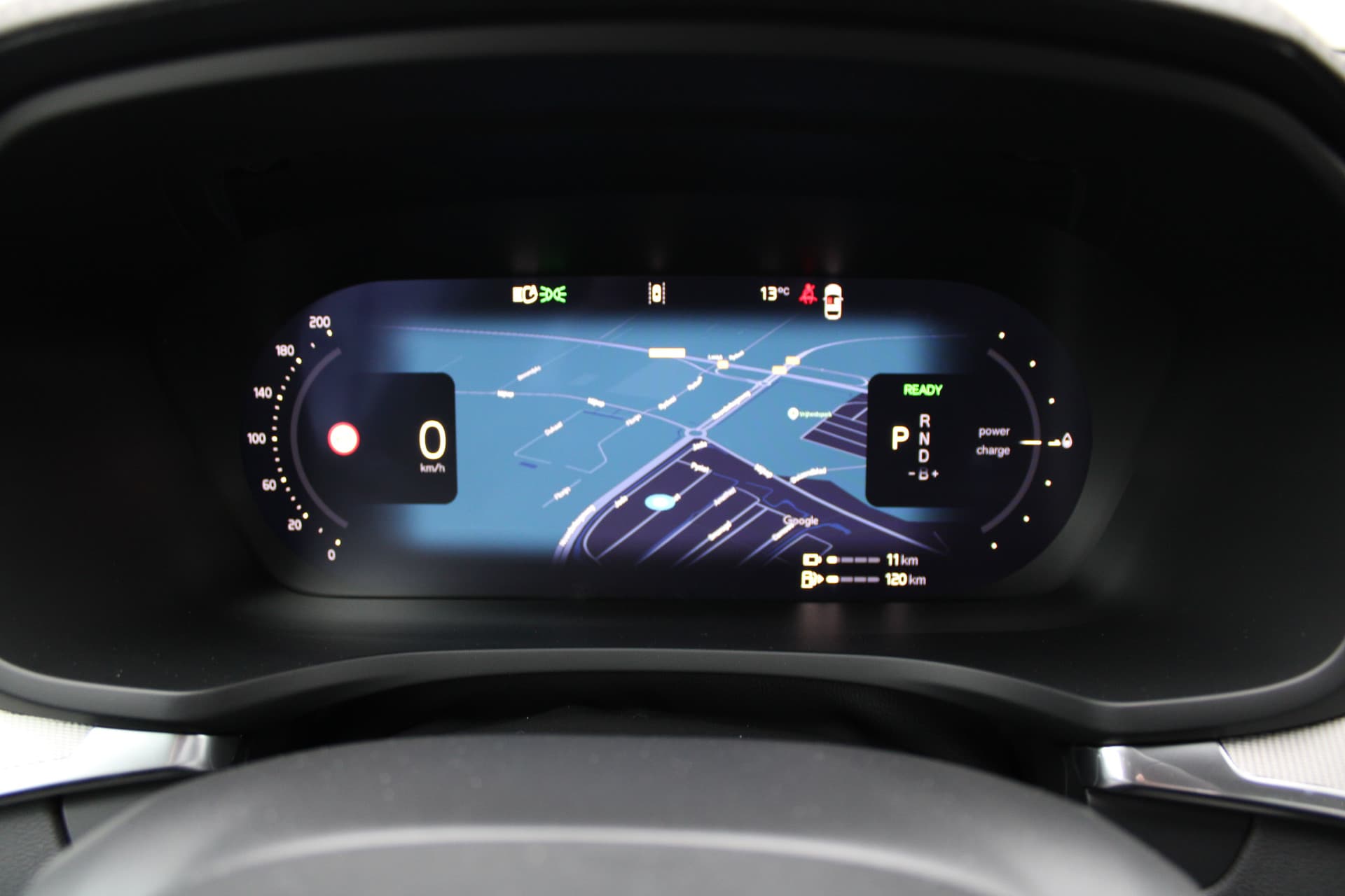 Volvo V60 T8 Plug-in hybrid AWD Ultra Perf. Ed. Dark thumbnail 23