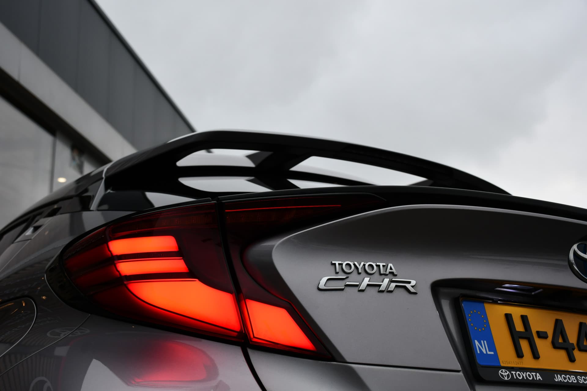 Toyota C-HR 2.0 Hybrid First Edition Automaat 184pk thumbnail 36