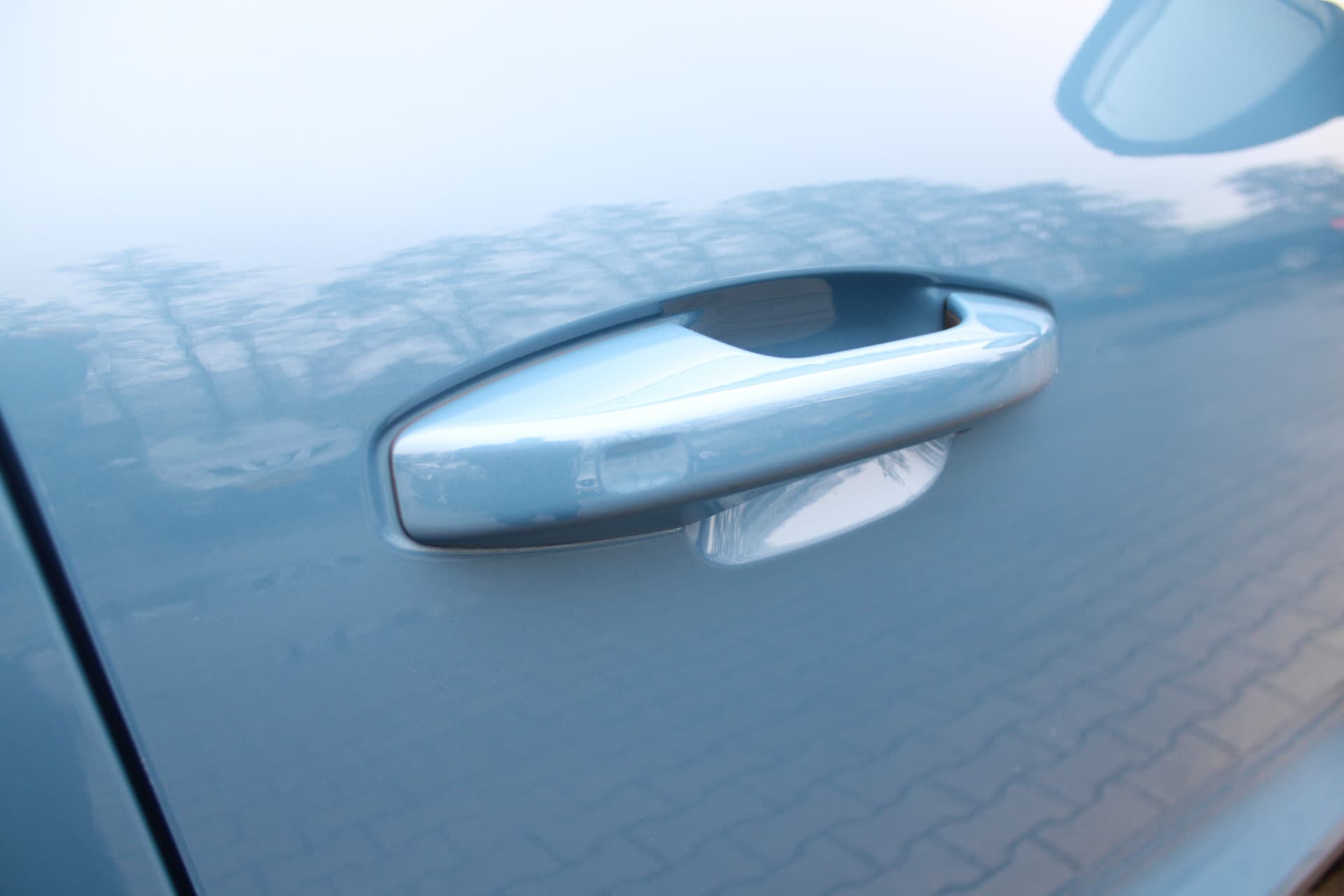 Volvo XC40 T4 plug in Inscription null thumbnail 16