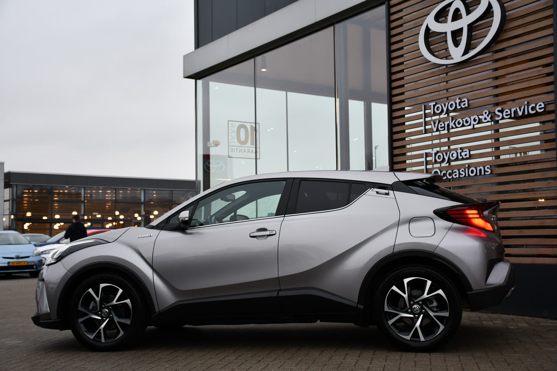 Toyota C-HR 2.0 Hybrid First Edition Automaat 184pk thumbnail 5