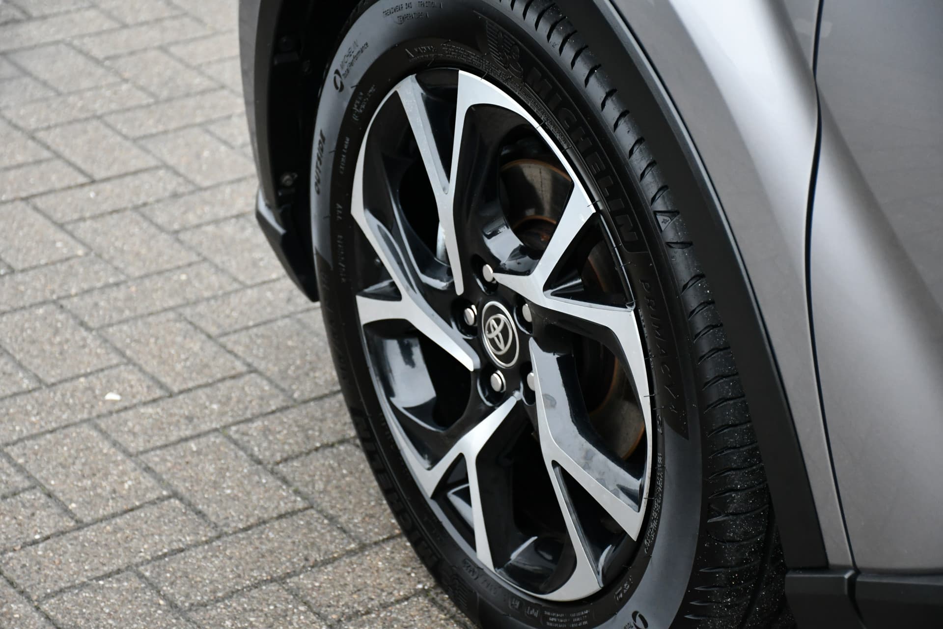 Toyota C-HR 2.0 Hybrid First Edition Automaat 184pk thumbnail 13