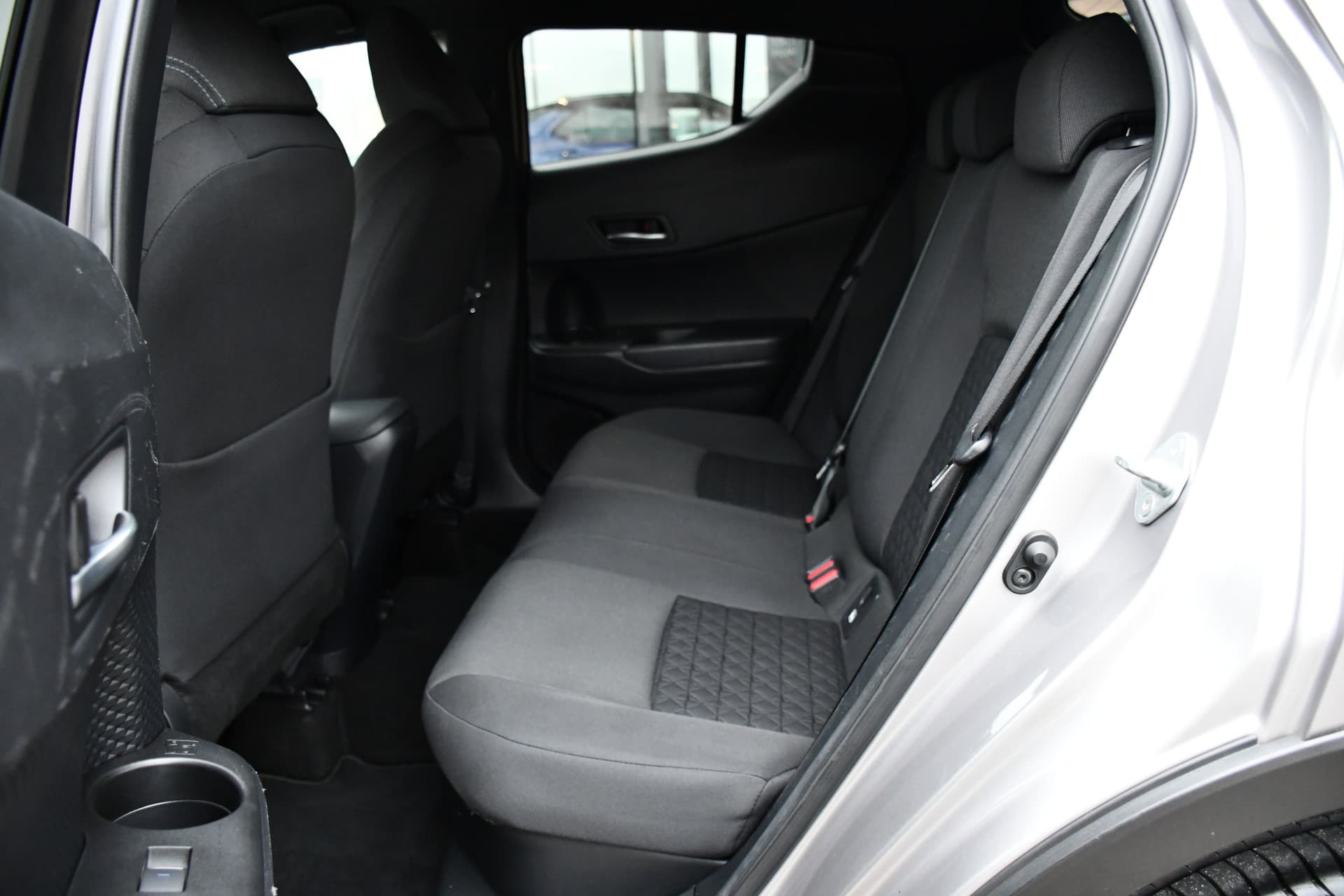 Toyota C-HR 2.0 Hybrid First Edition Automaat 184pk thumbnail 17