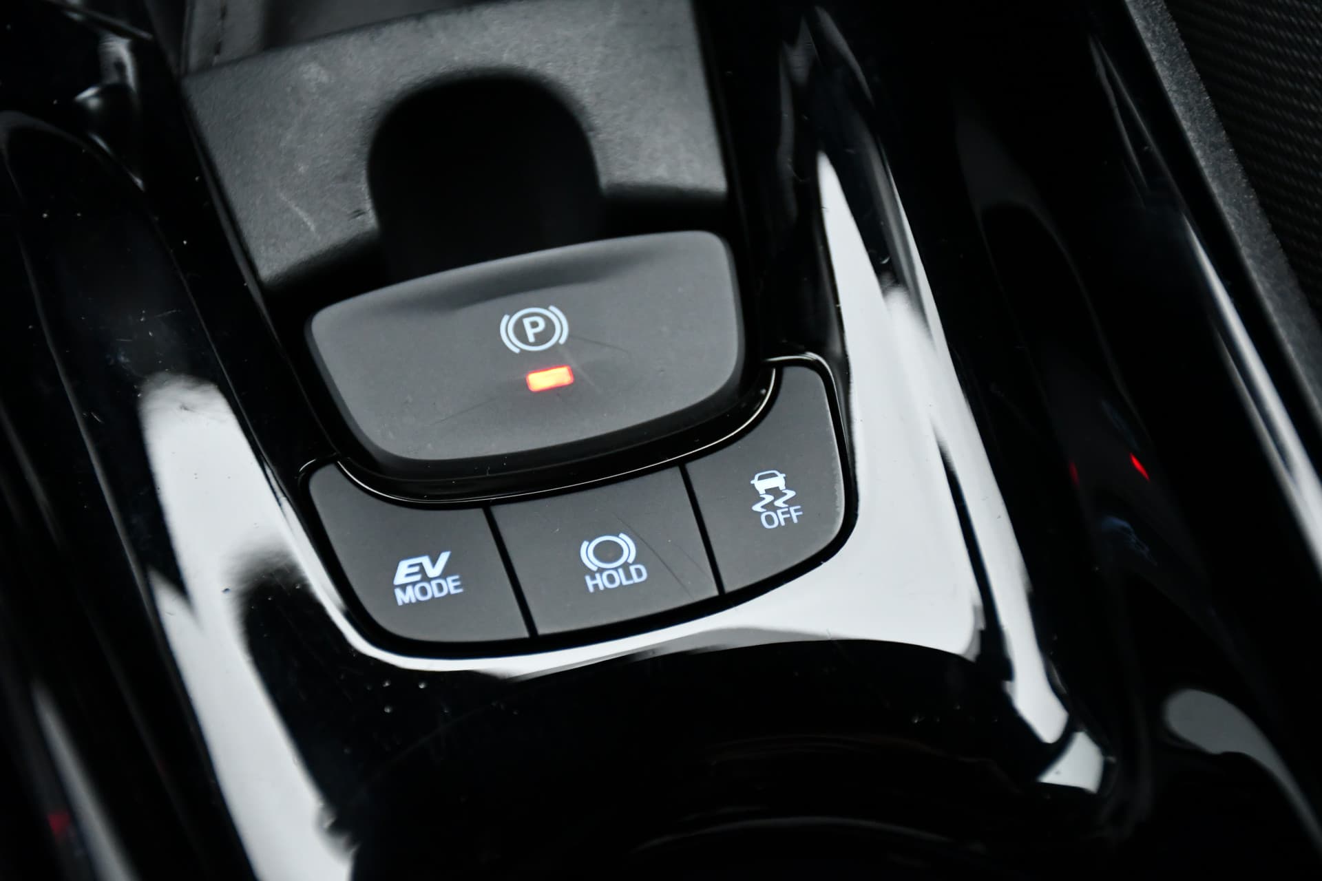 Toyota C-HR 2.0 Hybrid First Edition Automaat 184pk thumbnail 27