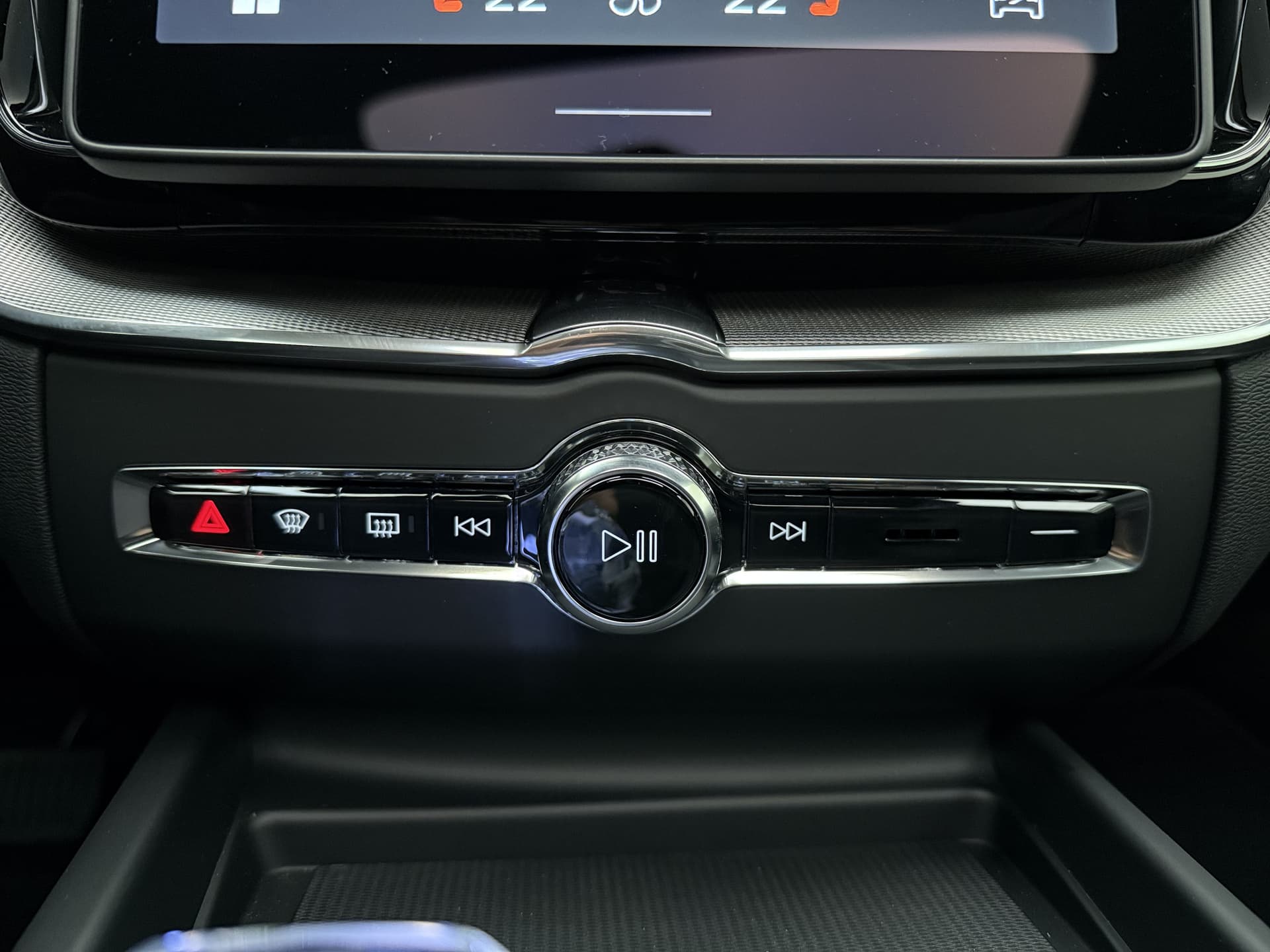 Volvo XC60 T6 350pk AWD Ultra Black Edition / GRATIS TREKHAAK T.W.V. € 1.295,- / Luchtvering / Bowers&Wilkins Audio / Ventilatie / Massage / 21'' / Extra Getint Glas / thumbnail 49