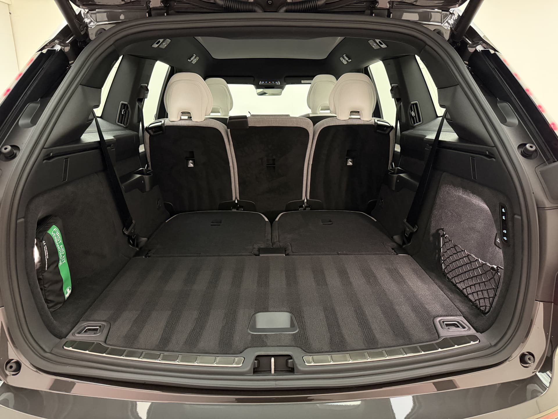 Volvo EX90 Twin Motor Performance Ultra / NIEUW / DIRECT LEVERBAAR / LUCHTVERING / WOOL BLEND / 22'' / CLIMATE / 3 JAAR GRATIS ONDERHOUD / thumbnail 9
