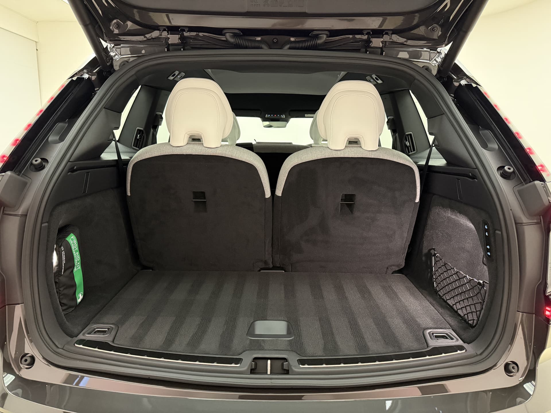 Volvo EX90 Twin Motor Performance Ultra / NIEUW / DIRECT LEVERBAAR / LUCHTVERING / WOOL BLEND / 22'' / CLIMATE / 3 JAAR GRATIS ONDERHOUD / thumbnail 10
