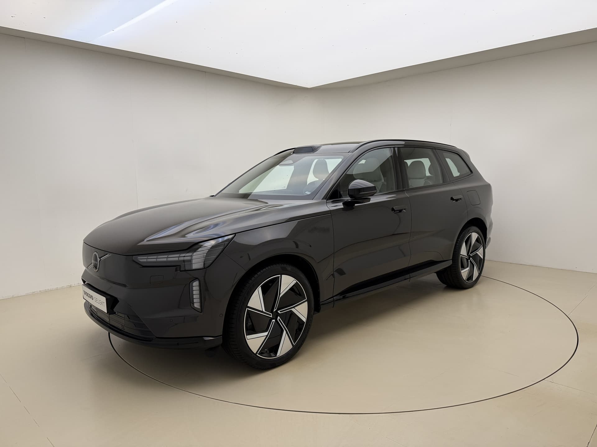 Volvo EX90 Twin Motor Performance Ultra / NIEUW / DIRECT LEVERBAAR / LUCHTVERING / WOOL BLEND / 22'' / CLIMATE / 3 JAAR GRATIS ONDERHOUD / thumbnail 19