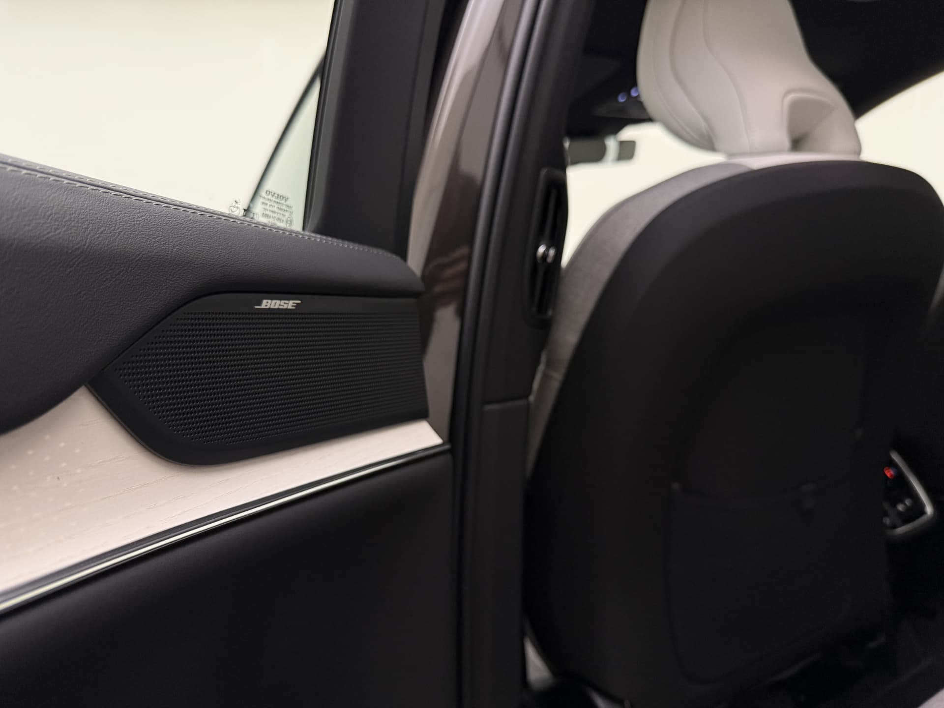 Volvo EX90 Twin Motor Performance Ultra / NIEUW / DIRECT LEVERBAAR / LUCHTVERING / WOOL BLEND / 22'' / CLIMATE / 3 JAAR GRATIS ONDERHOUD / thumbnail 27