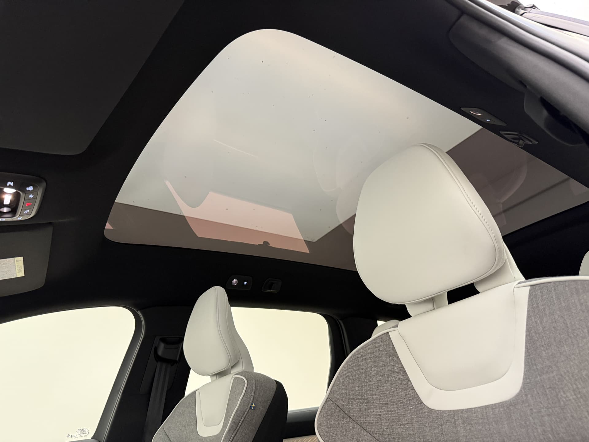 Volvo EX90 Twin Motor Performance Ultra / NIEUW / DIRECT LEVERBAAR / LUCHTVERING / WOOL BLEND / 22'' / CLIMATE / 3 JAAR GRATIS ONDERHOUD / thumbnail 56