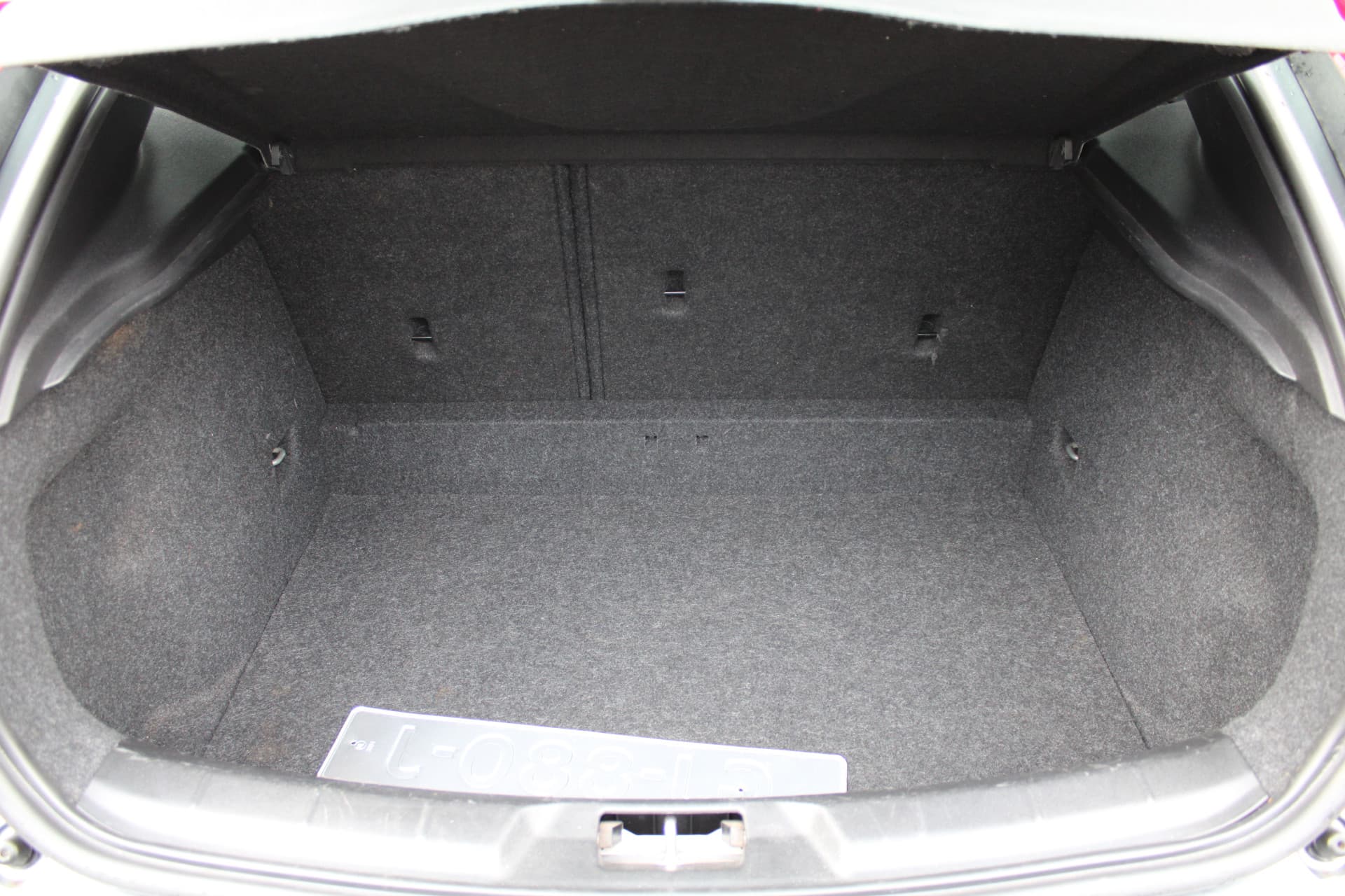 Volvo V40 T3 Automaat Momentum thumbnail 12