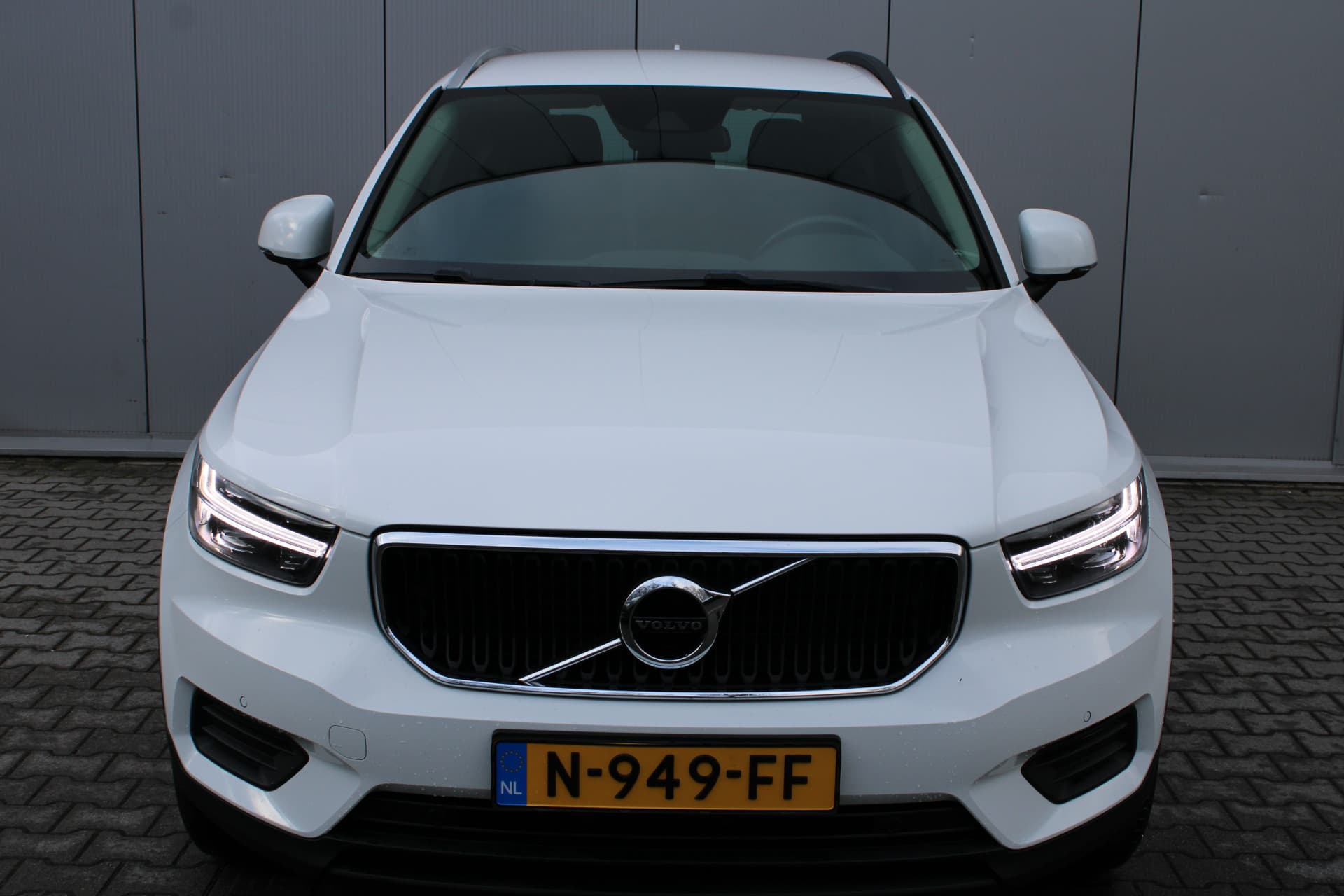 Volvo XC40 T4 aut. 190 pk thumbnail 5