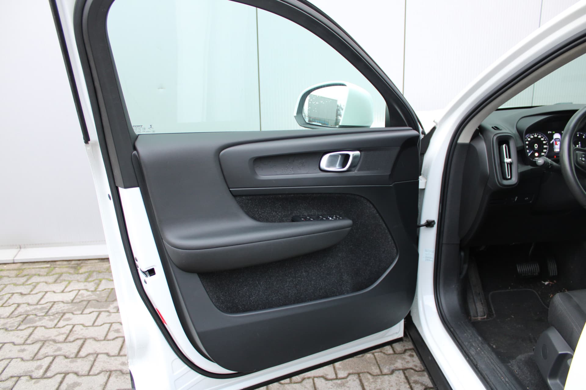 Volvo XC40 T4 aut. 190 pk thumbnail 10