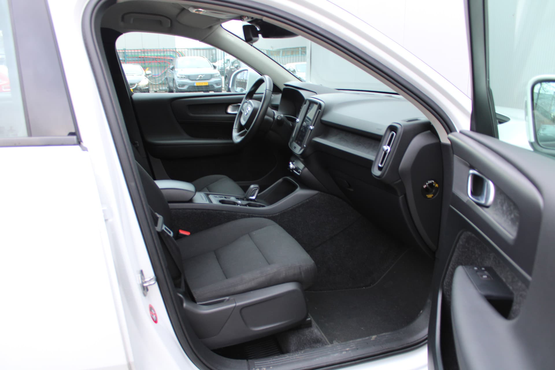 Volvo XC40 T4 aut. 190 pk thumbnail 24