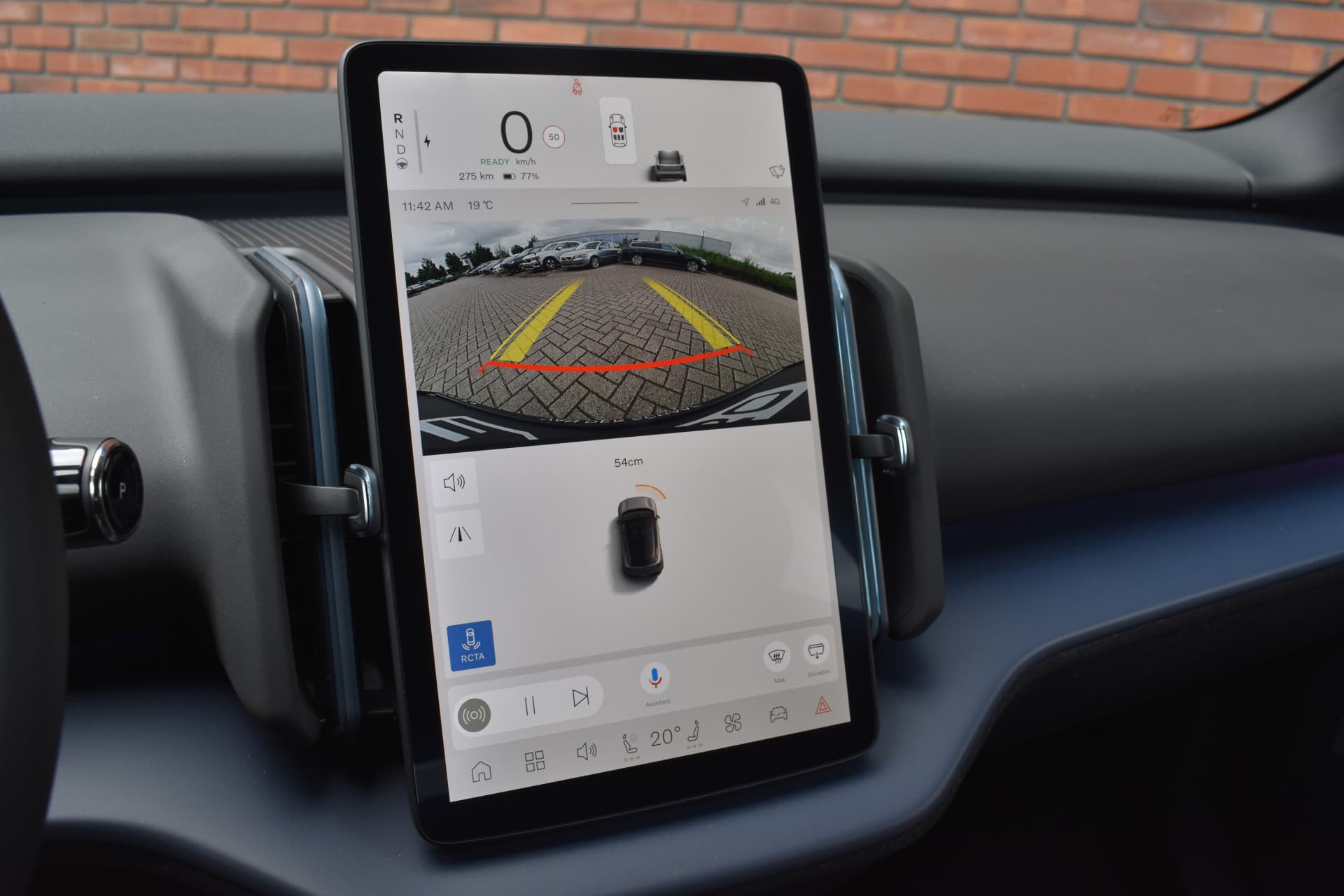 Volvo EX30 Extended Range 272PK Plus thumbnail 23