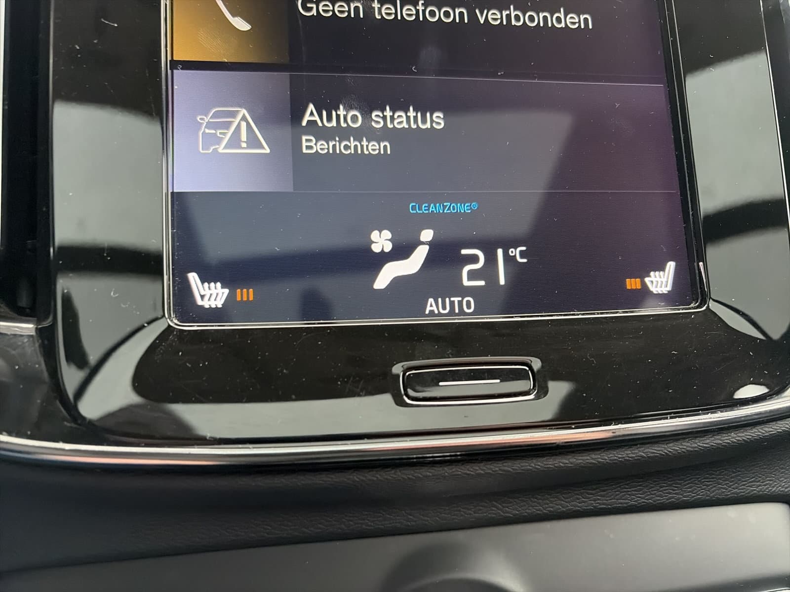 Volvo XC40 1.5 T3 Momentum Pro / Panoramdak / Lederen bekleding / 19" Velgen / thumbnail 27