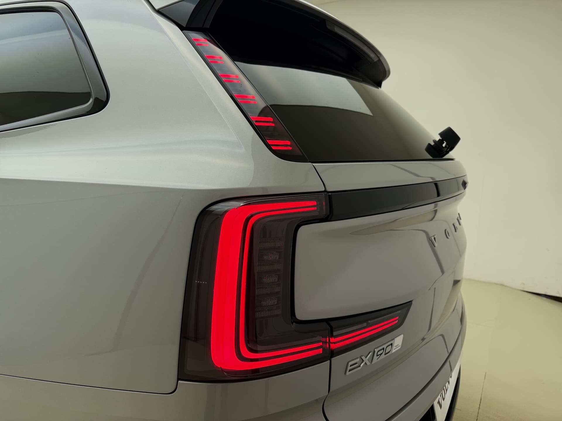 Volvo EX90 Twin Motor Performance Ultra 7p. / Luchtvering / Bowers&Wilkins Audio / 21'' / Stoelventilatie / Pilot Assist / Massage / Trekhaak / thumbnail 60