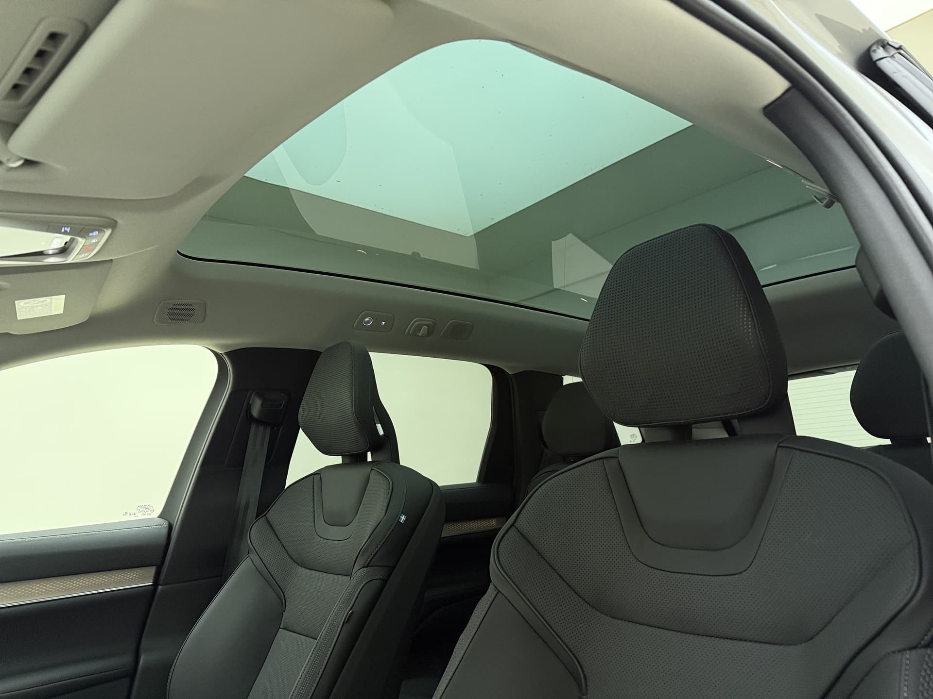 Volvo EX90 Twin Motor Performance Ultra 7p. / Luchtvering / Bowers&Wilkins Audio / 21'' / Stoelventilatie / Pilot Assist / Massage / Trekhaak / thumbnail 25