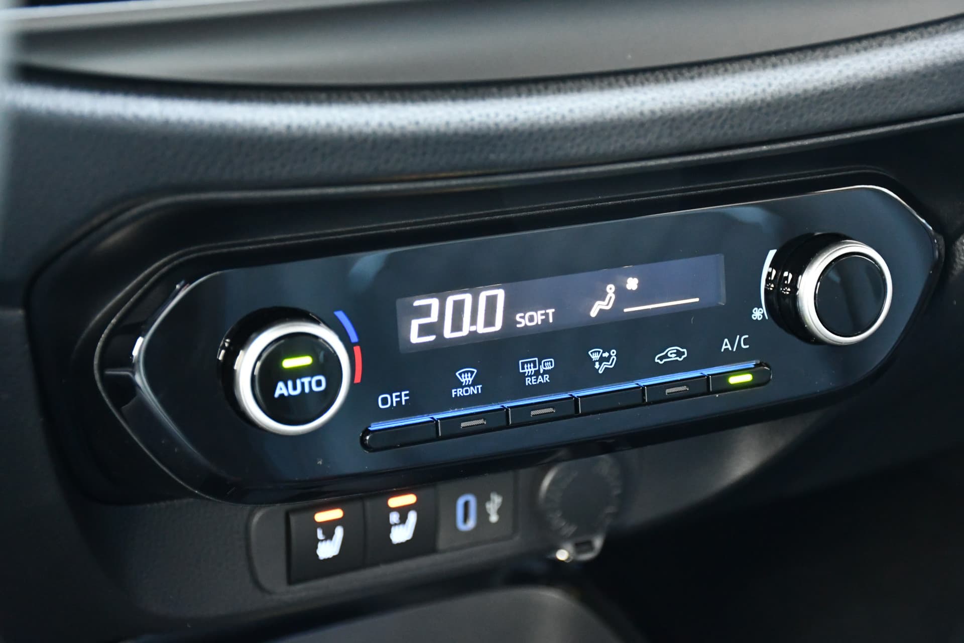 Toyota Aygo X 1.0 VVT-i S-CVT Premium Automaat 72pk thumbnail 10