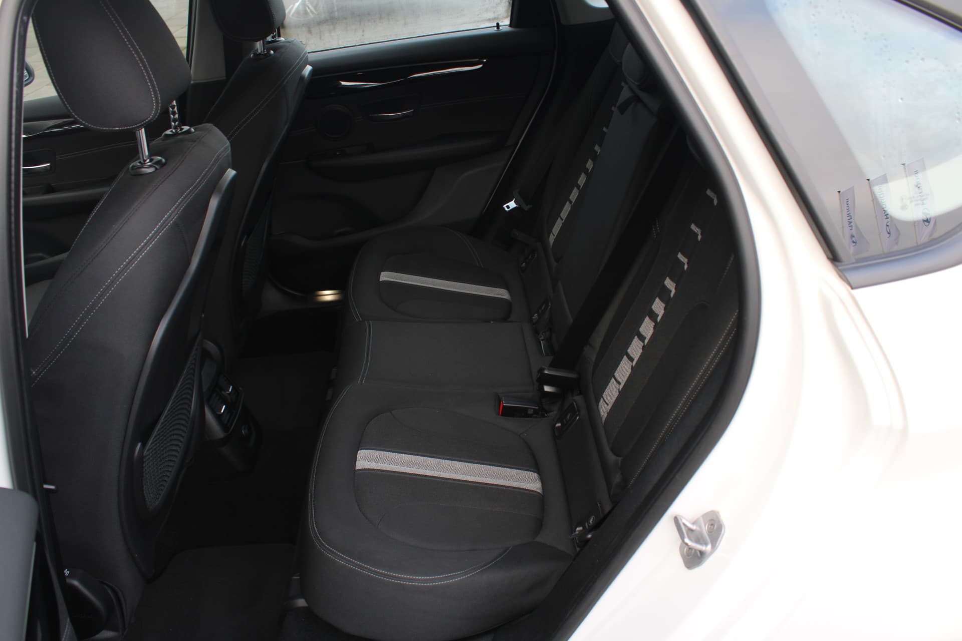 BMW 2 Serie Active Tourer 218i Corporate Lease Executive thumbnail 16