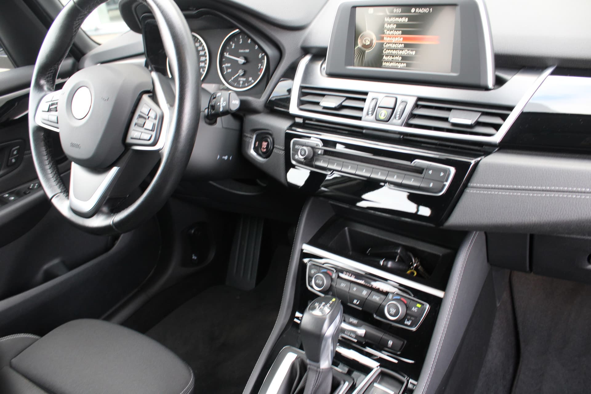 BMW 2 Serie Active Tourer 218i Corporate Lease Executive thumbnail 43