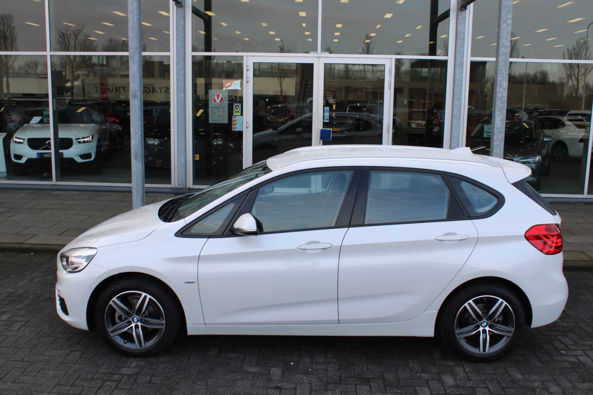 BMW 2 Serie Active Tourer 218i Corporate Lease Executive thumbnail 54