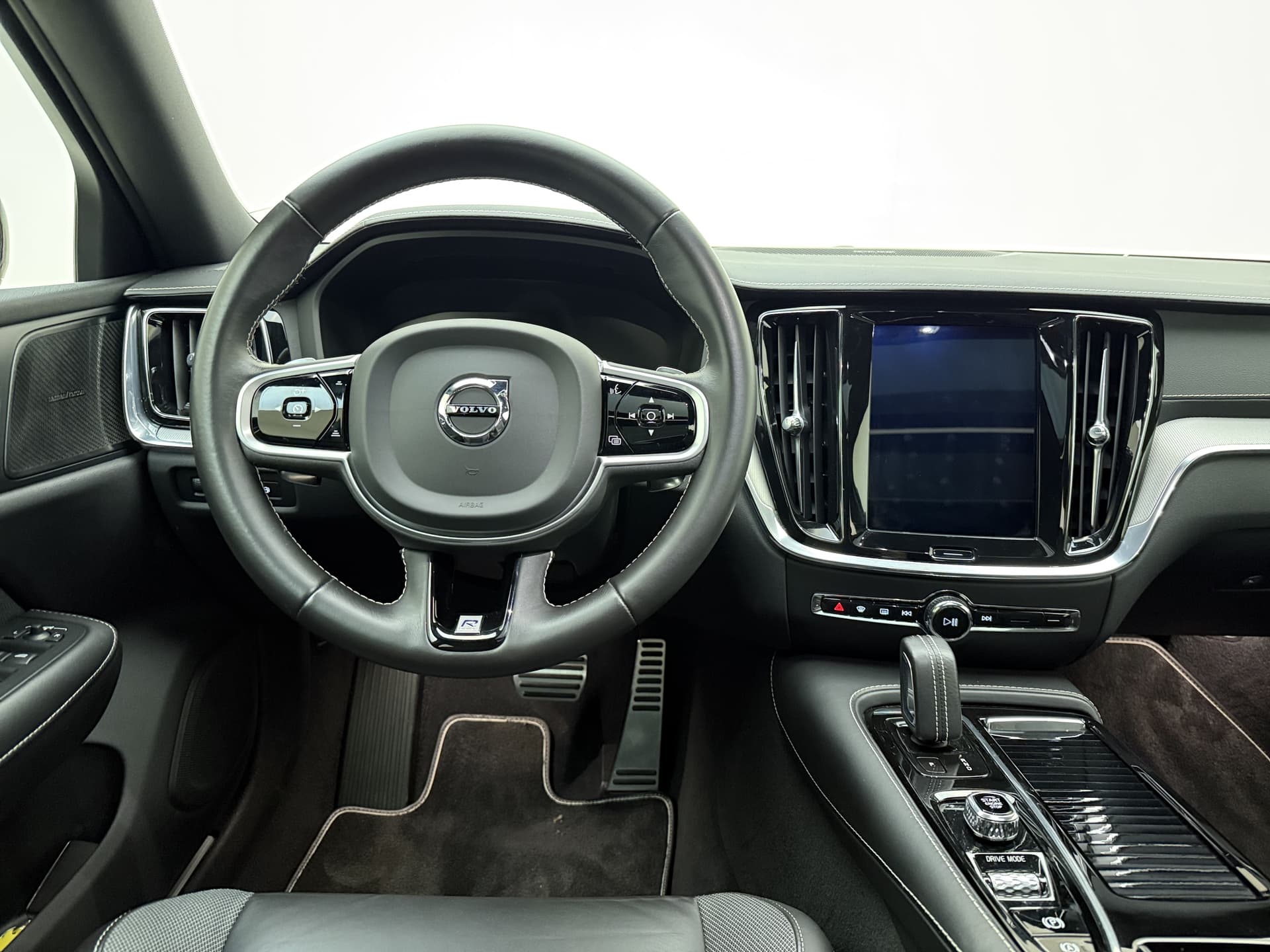 Volvo S60 T8 405pk AWD R-Design / Polestar / 20'' / Styling kit / Head-Up / Harman&Kardon / Panoramadak / Lederen Dashboard / Adapt. Cruise / BLIS / Full-LED / thumbnail 30