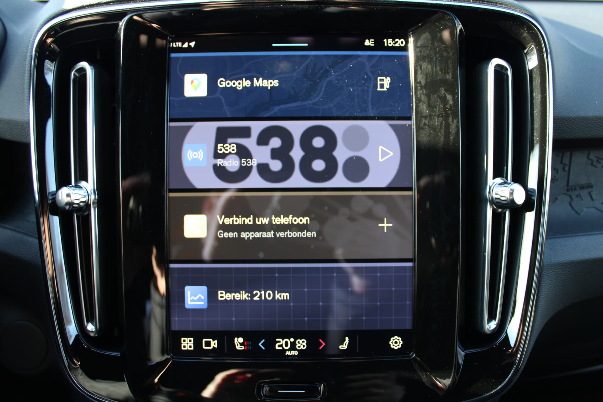 Volvo XC40 Twin Motor Plus 82 kWh thumbnail 23