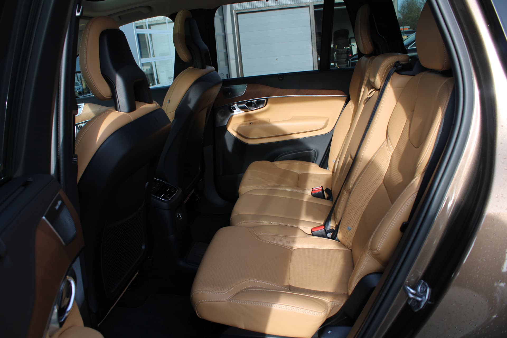 Volvo XC90 T8 Twin Engine AWD Inscription thumbnail 6