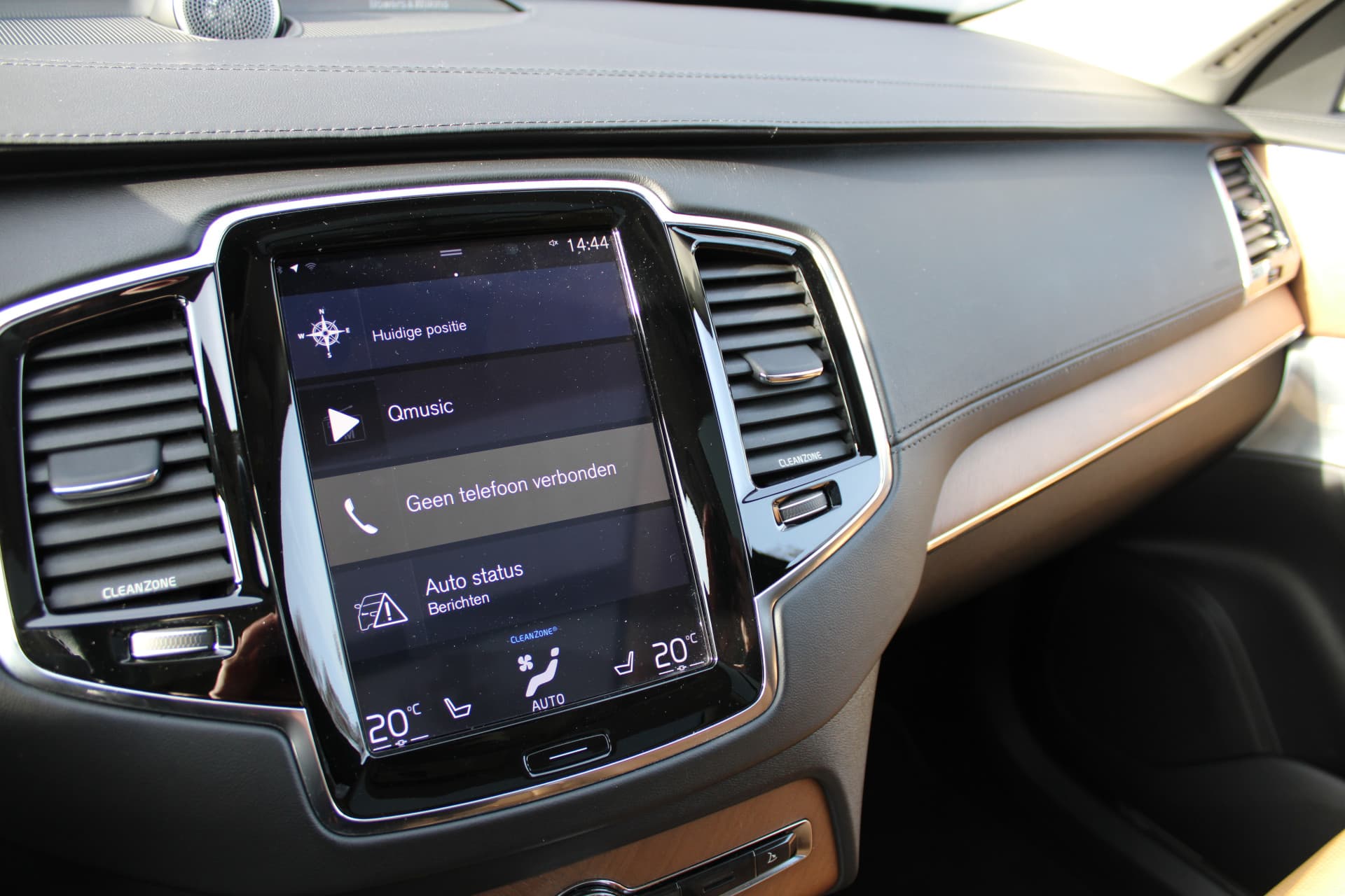 Volvo XC90 T8 Twin Engine AWD Inscription thumbnail 37