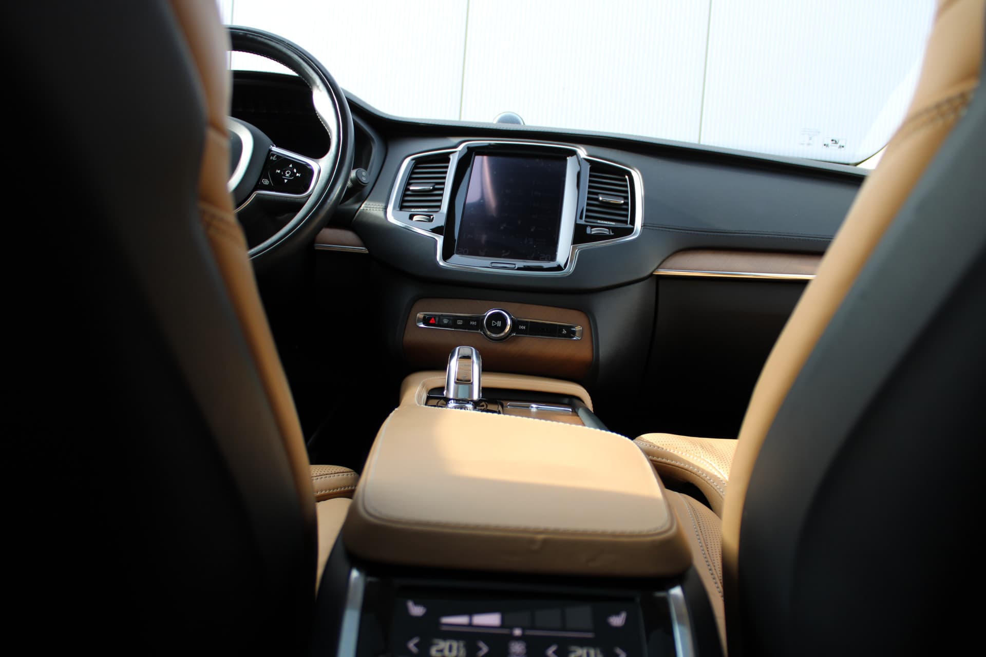 Volvo XC90 T8 Twin Engine AWD Inscription thumbnail 43