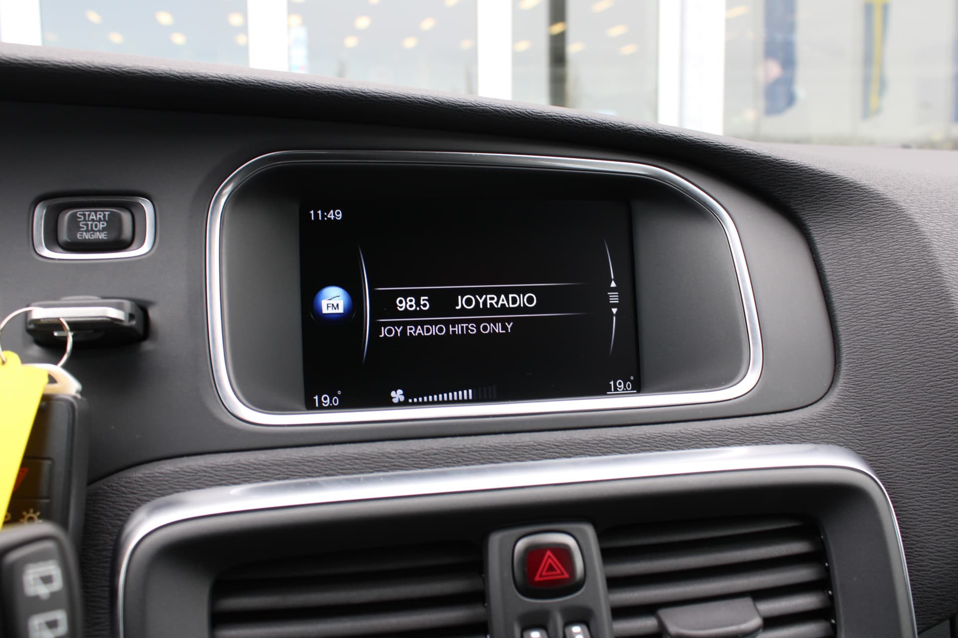 Volvo V40 Cross Country T3 Momentum thumbnail 45