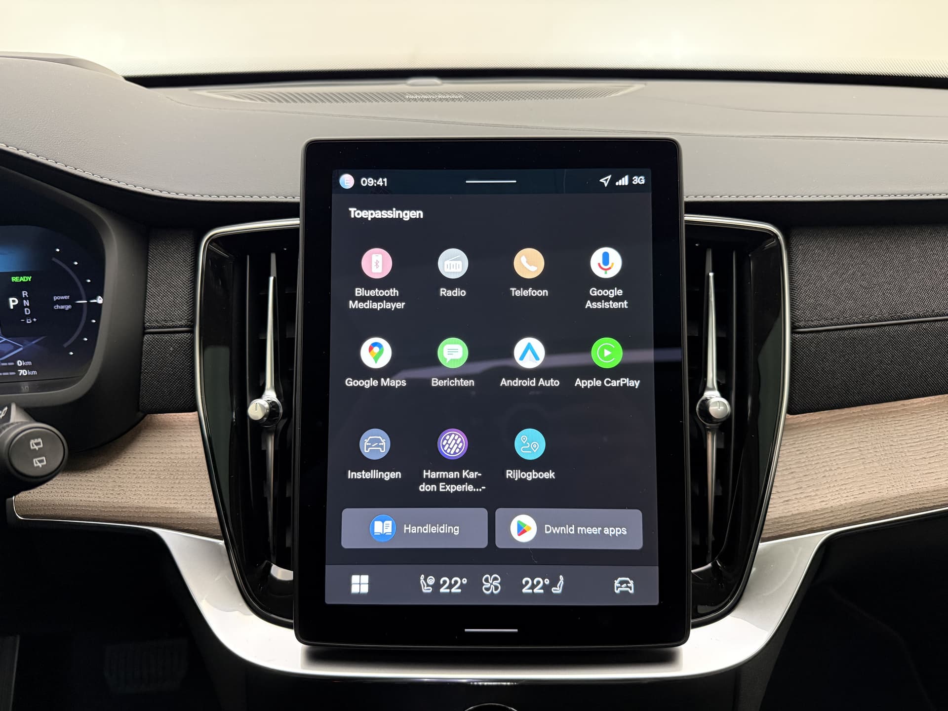 Volvo XC90 T8 455pk AWD Ultra Dark / €7500,- voordeel korting / NIEUW / DIRECT LEVERBAAR / MY26 / Luchtvering / El. Trekhaak / Getint glas / thumbnail 11