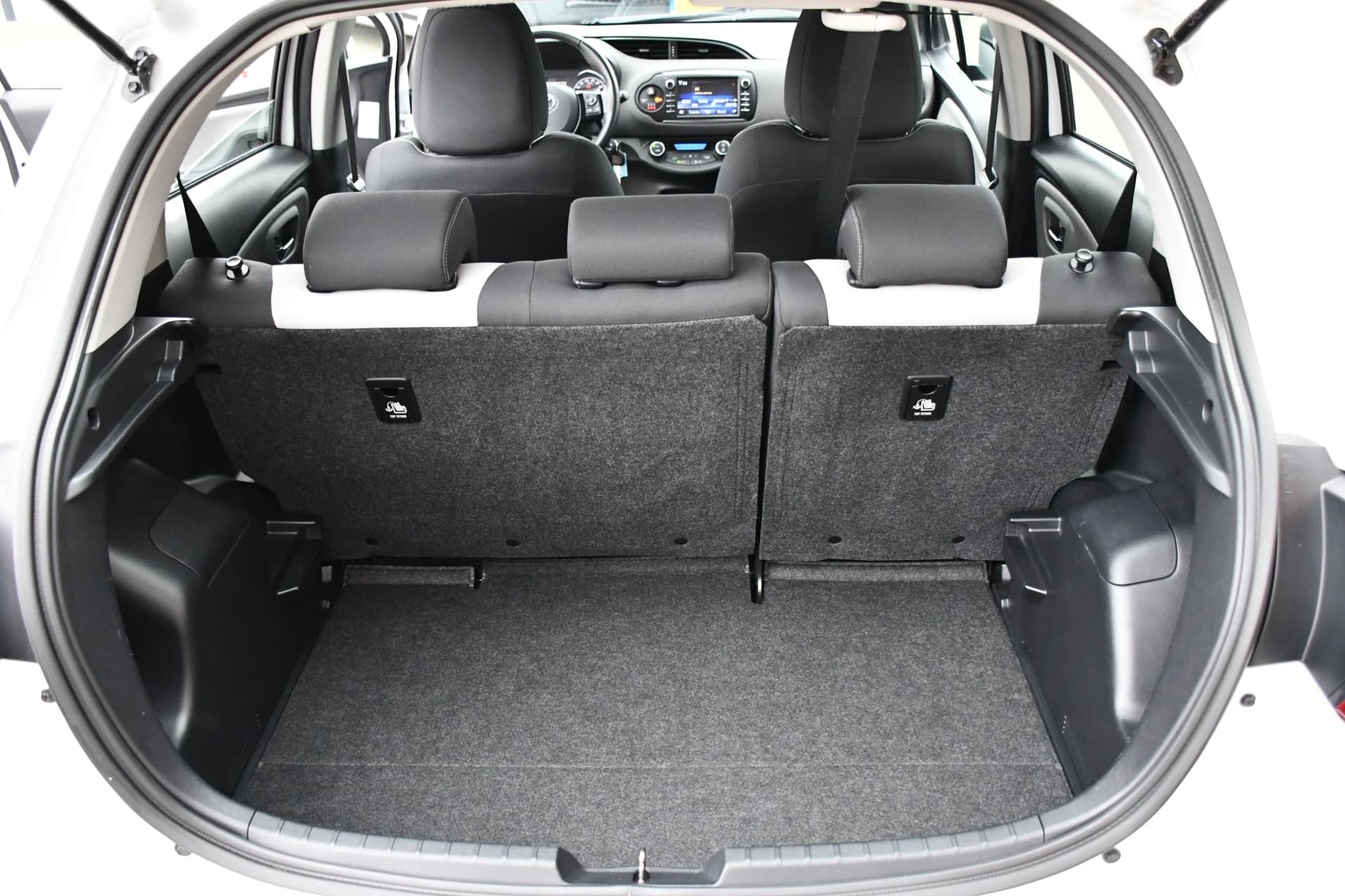 Toyota Yaris 1.5 VVT-i Aspiration Handgeschakeld 111pk thumbnail 17