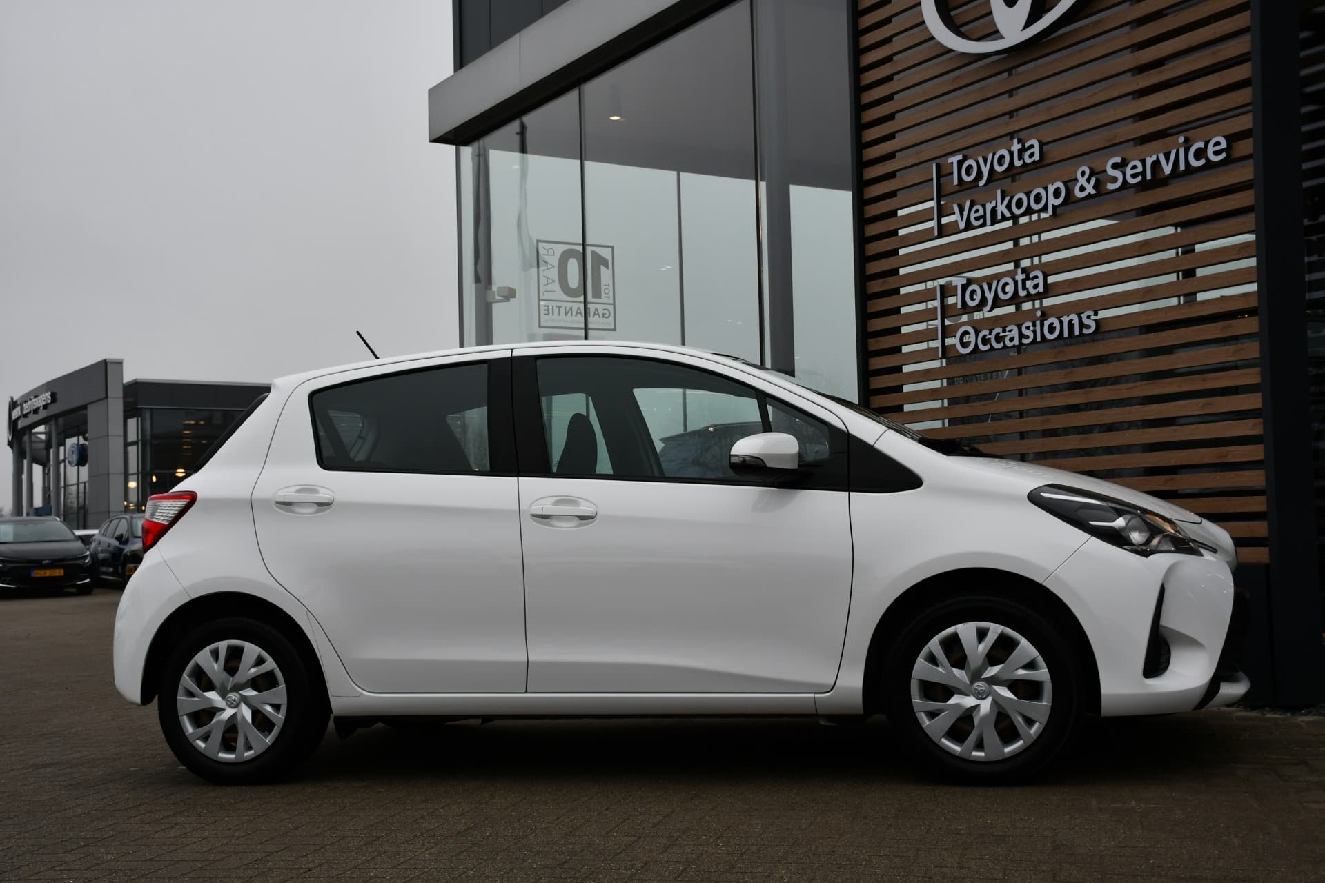 Toyota Yaris 1.5 VVT-i Aspiration Handgeschakeld 111pk thumbnail 7