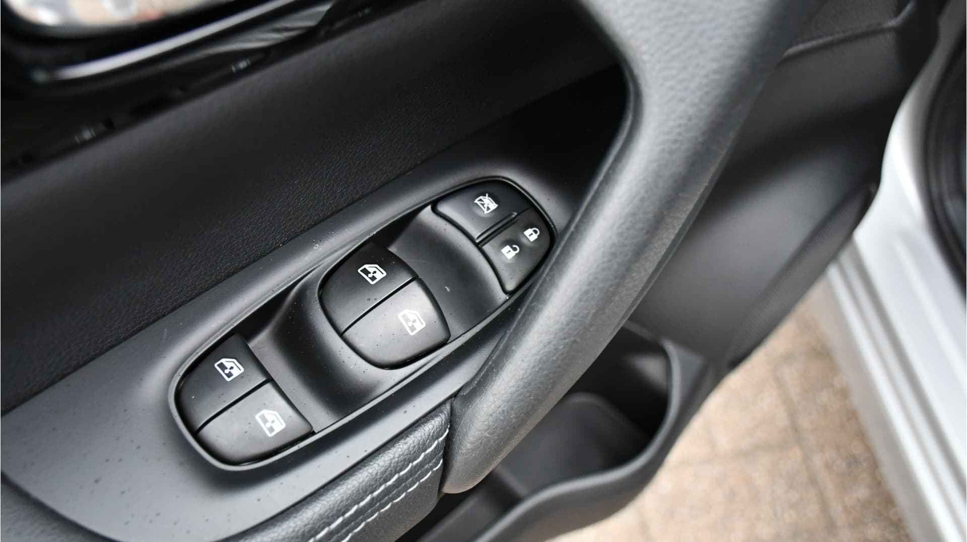 Nissan QASHQAI 1.3 DIG-T Business Edition Limited 141pk thumbnail 12