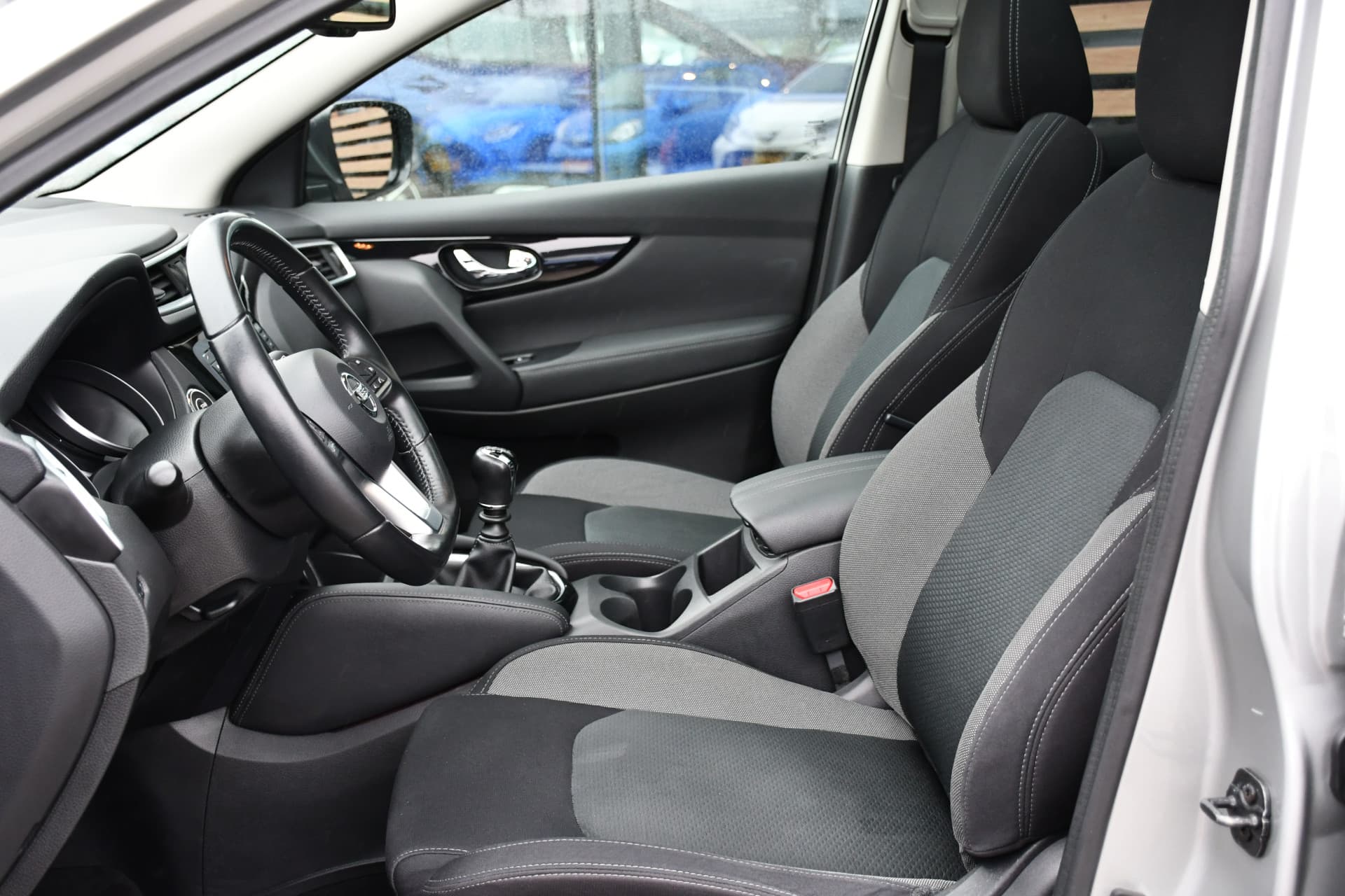 Nissan QASHQAI 1.3 DIG-T Business Edition Limited 141pk thumbnail 9