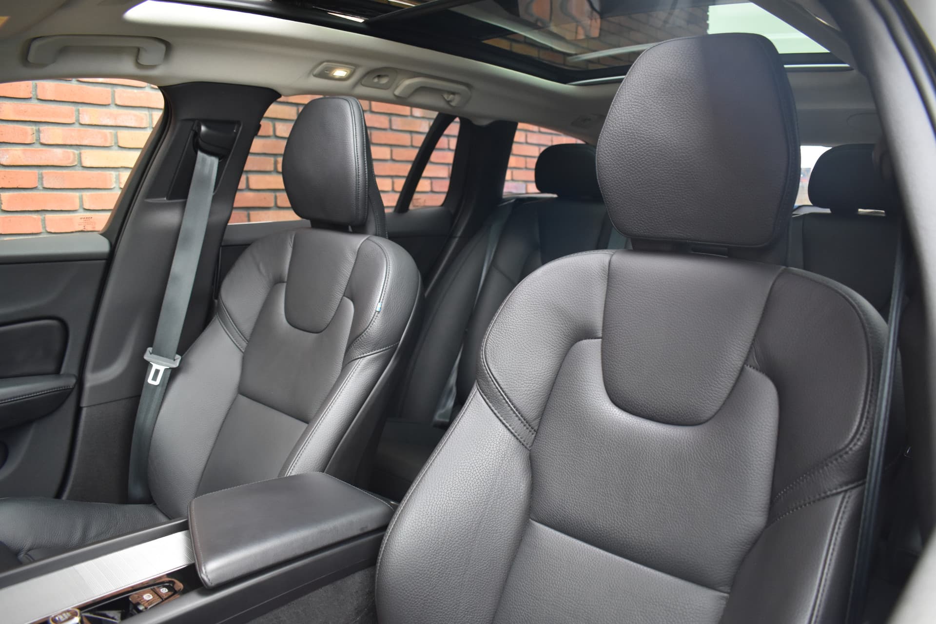 Volvo V60 B3 177PK Plus Bright thumbnail 5