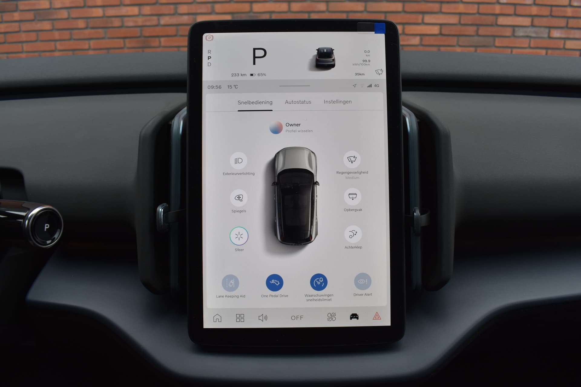 Volvo EX30 Extended Range 272PK Plus thumbnail 19