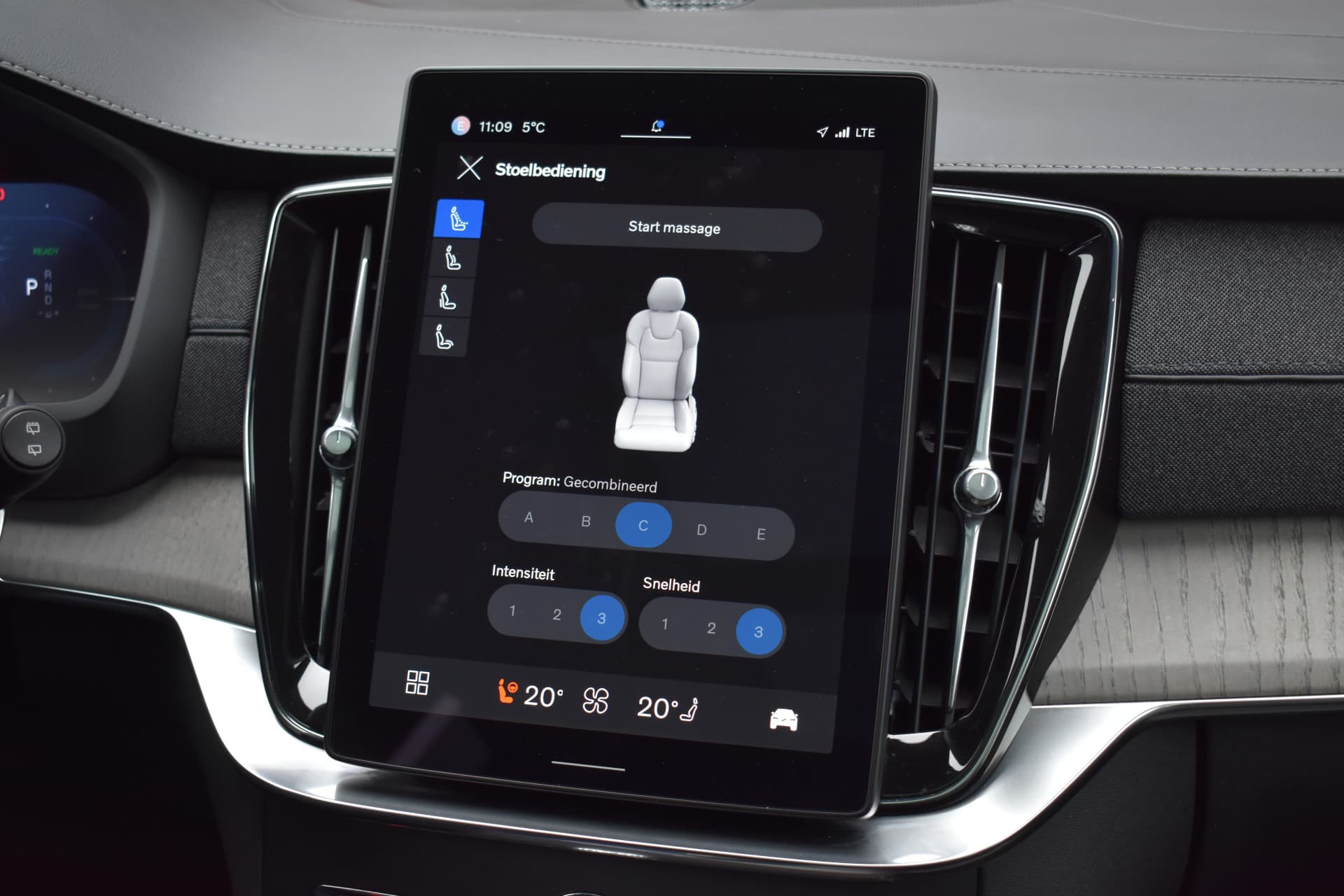 Volvo XC90 T8 455PK Plug-in hybrid AWD Ultra Dark thumbnail 25