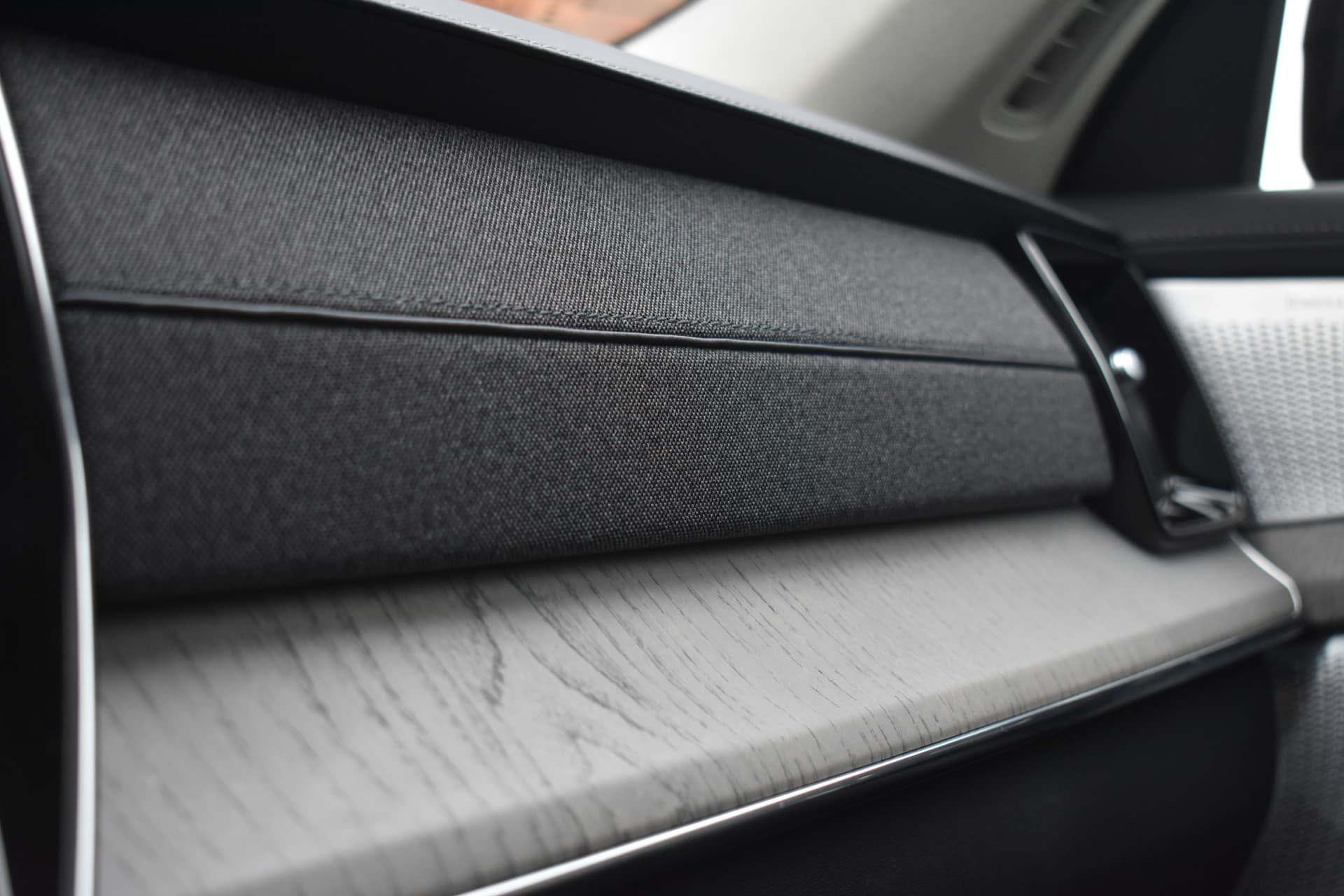 Volvo XC90 T8 455PK Plug-in hybrid AWD Ultra Dark thumbnail 30