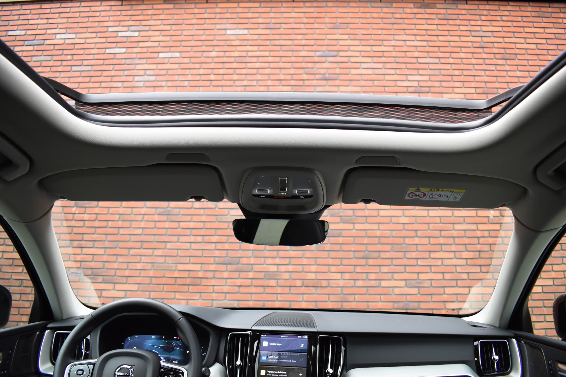 Volvo XC60 T6 350PK Plug-in hybrid AWD Plus Dark thumbnail 19