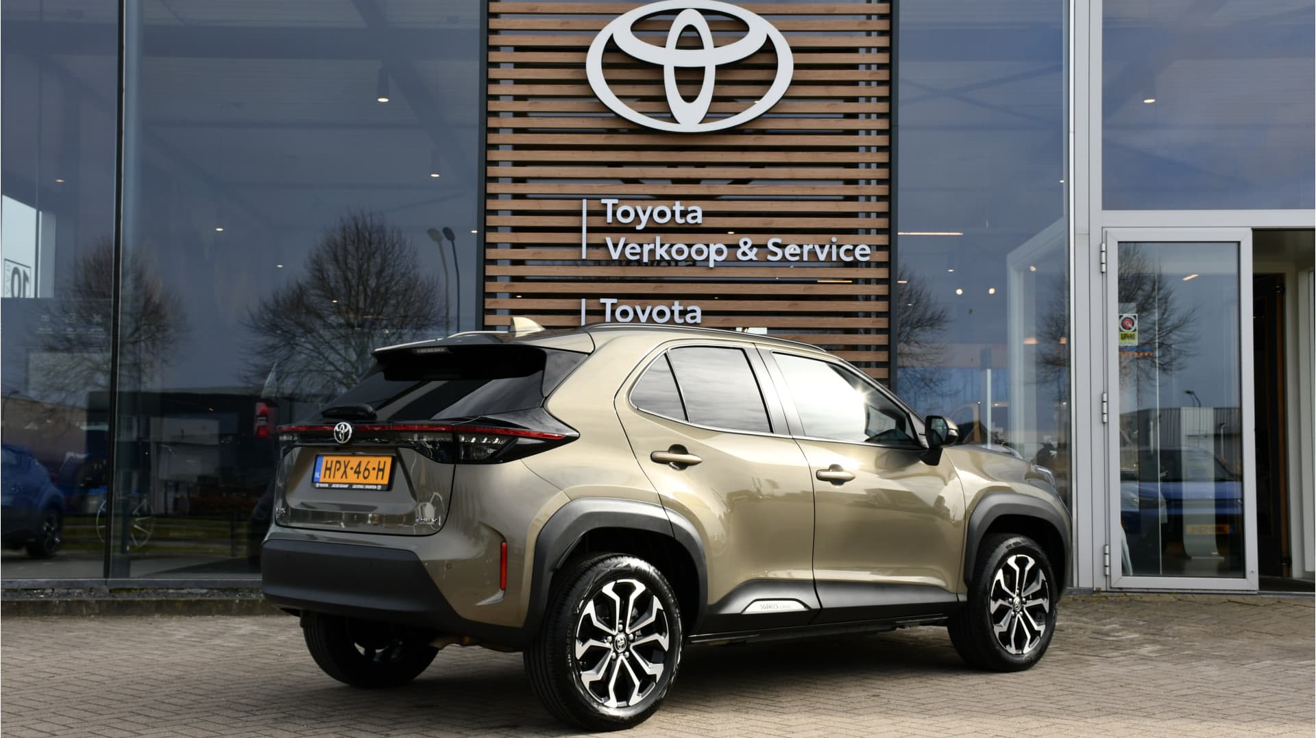 Toyota Yaris Cross 1.5 Hybrid 115 First Edition Automaat 116pk thumbnail 3