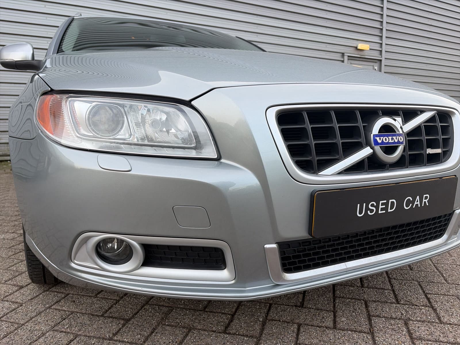 Volvo V70 T4 R-Edition Automaat / Plus Line / Dakrails / Trekhaak / thumbnail 4